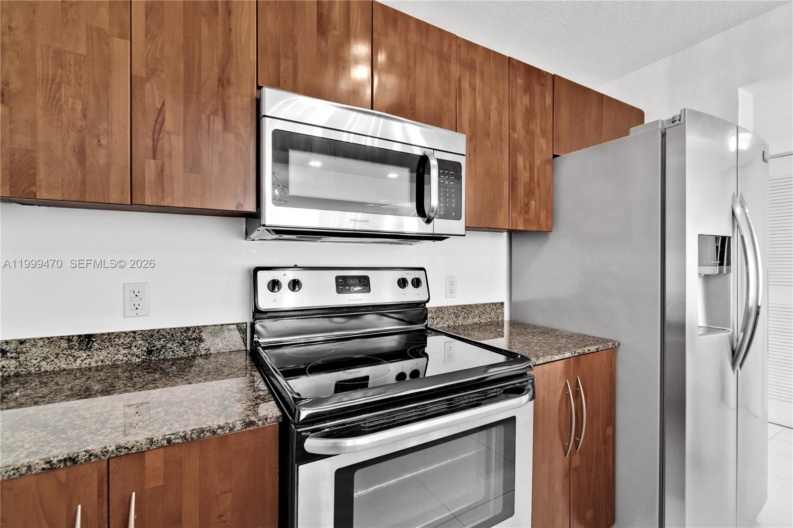 1200 Brickell Bay Dr #2017, Miami FL 33131