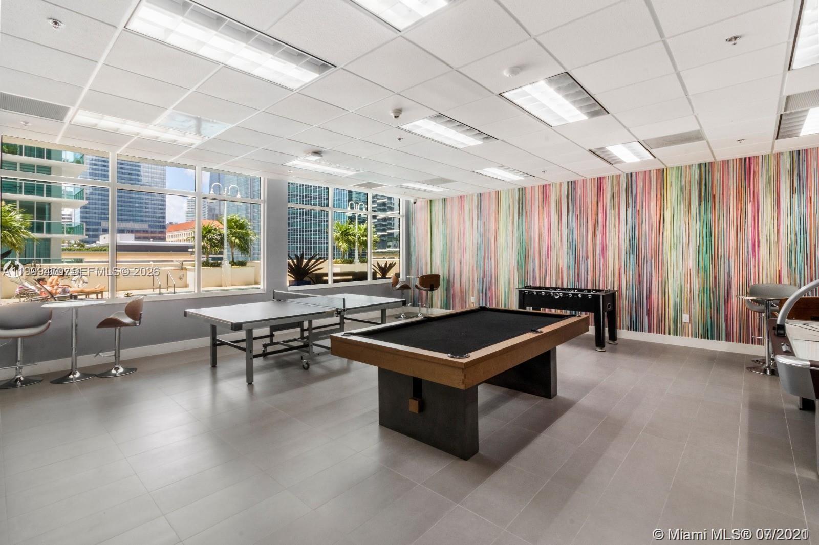 1200 Brickell Bay Dr #2017, Miami FL 33131