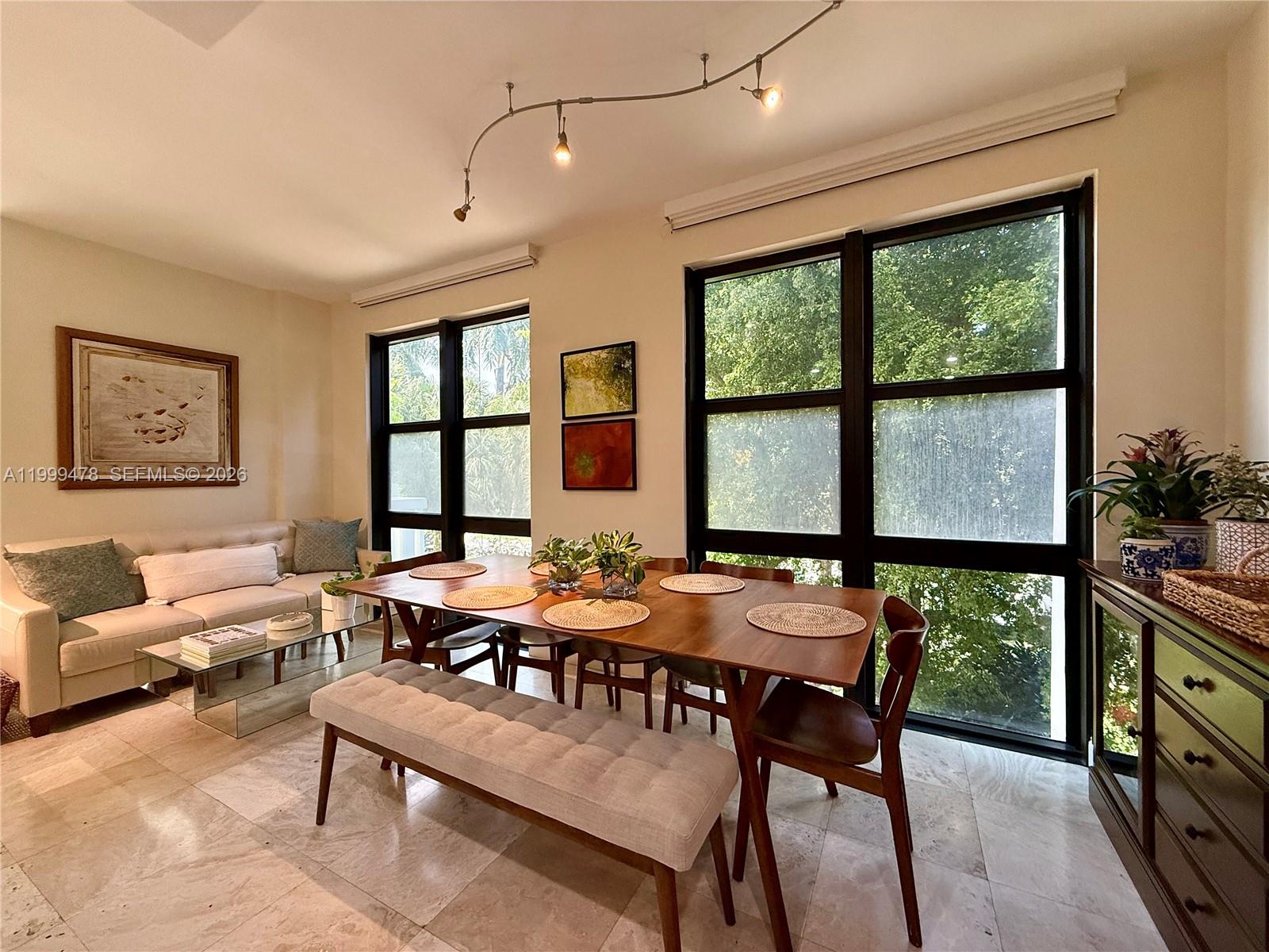 1121 Crandon Blvd #E107, Key Biscayne FL 33149