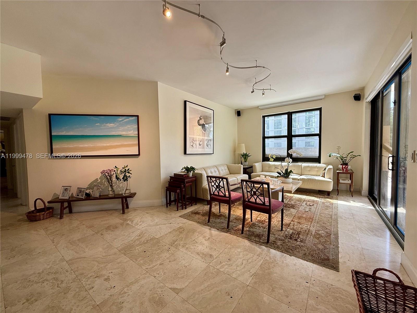 1121 Crandon Blvd #E107, Key Biscayne FL 33149