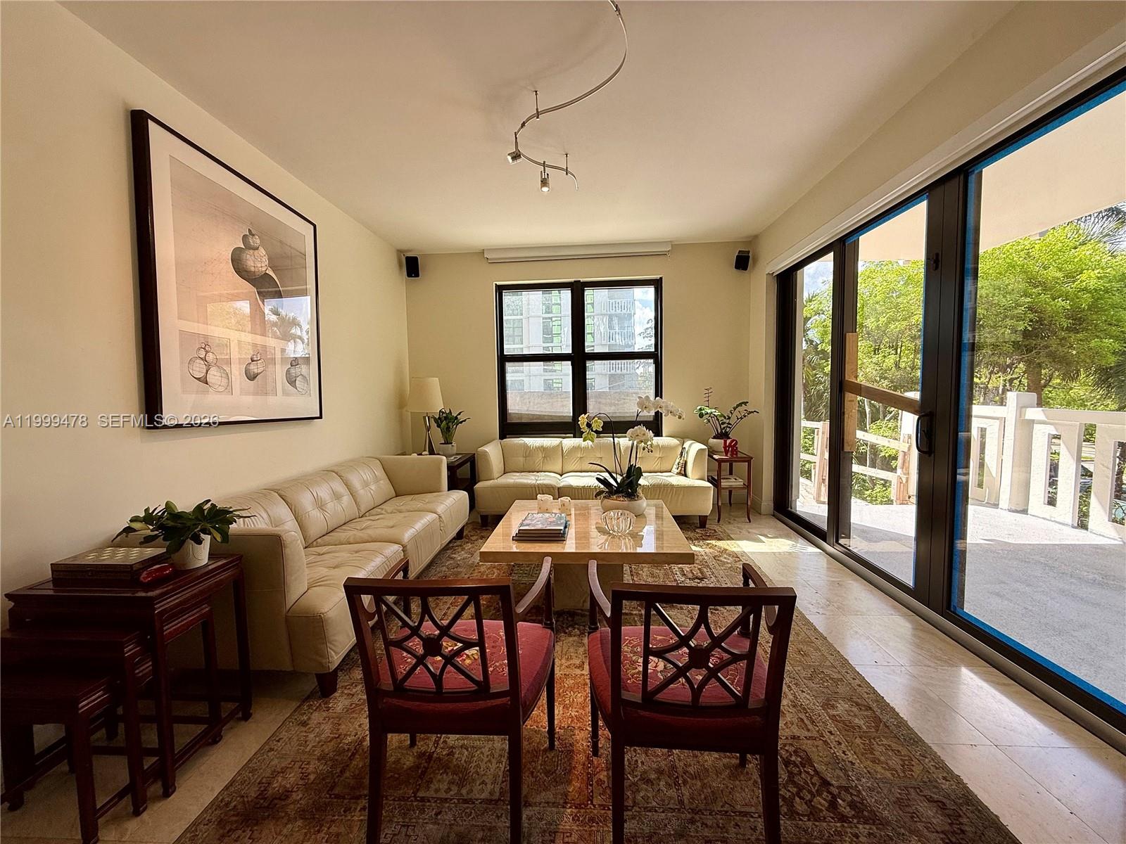 1121 Crandon Blvd #E107, Key Biscayne FL 33149