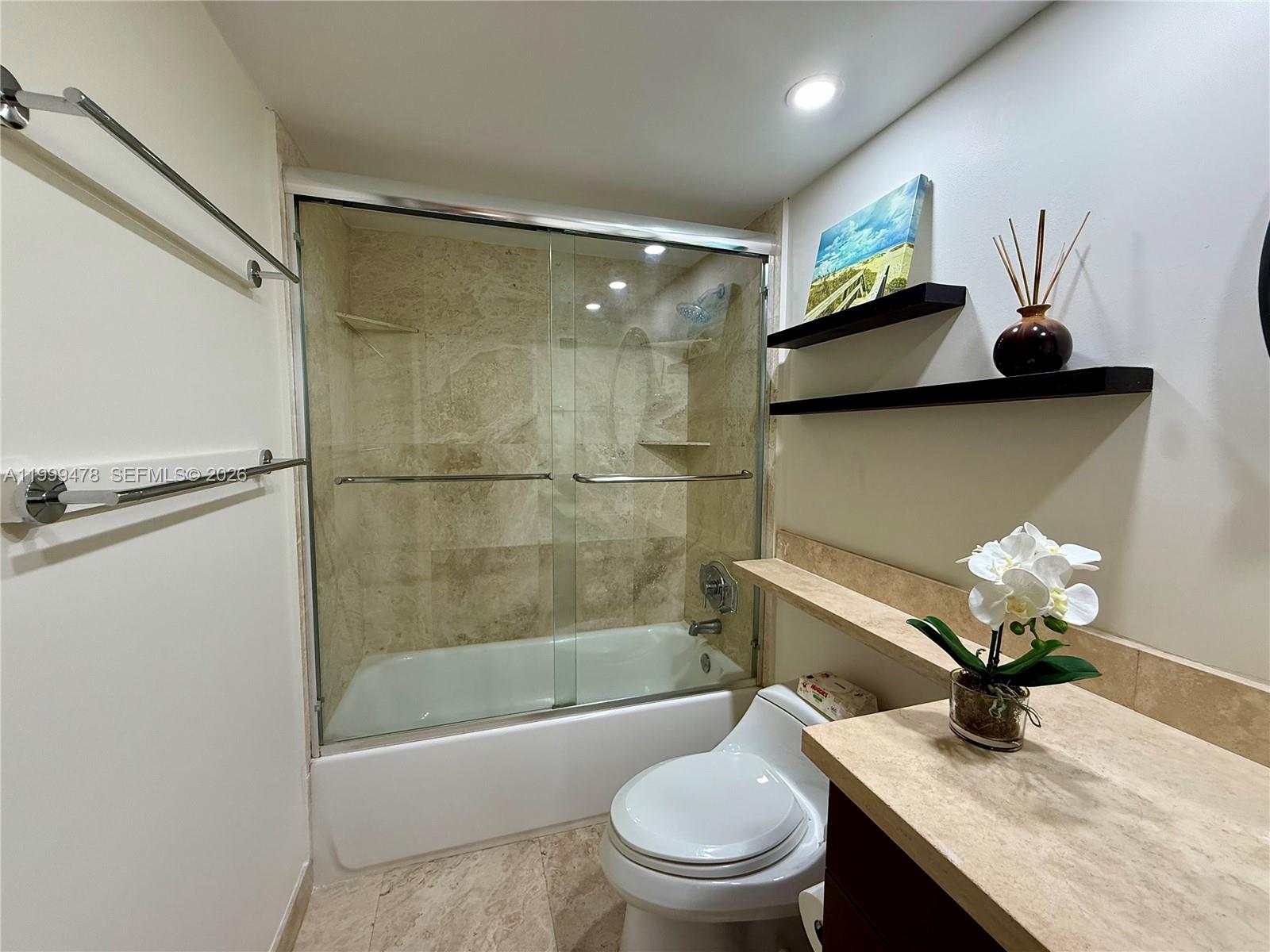 1121 Crandon Blvd #E107, Key Biscayne FL 33149
