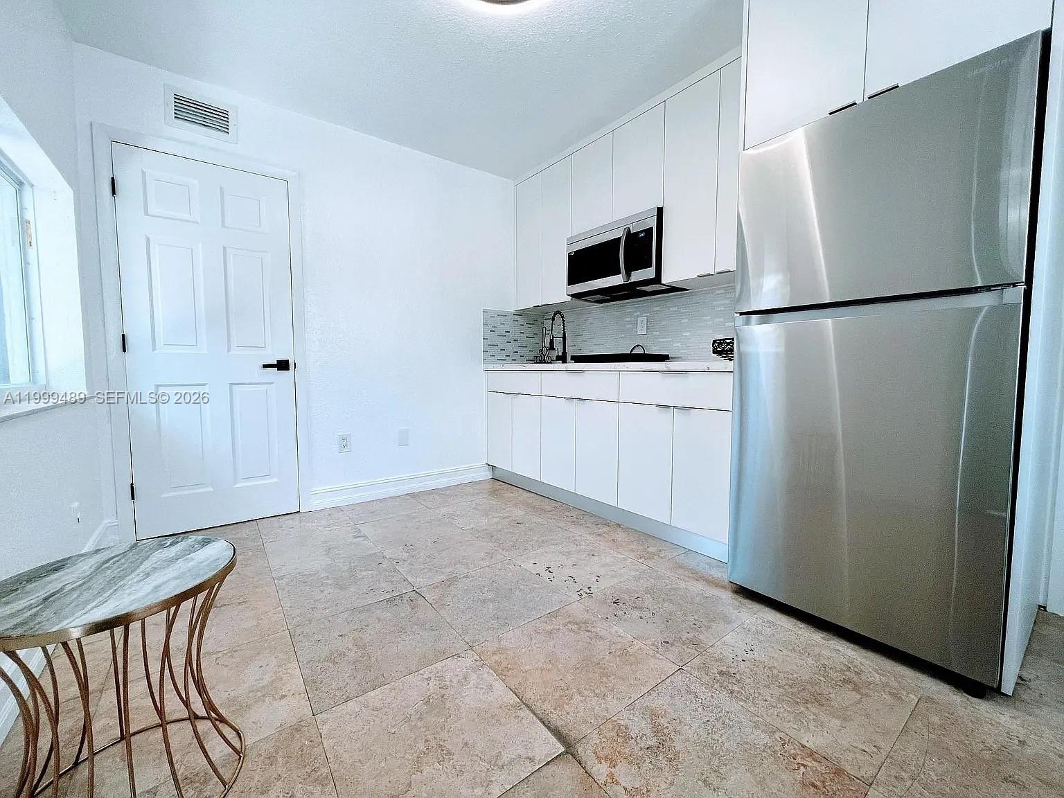4310 SW 7th St, Miami FL 33134
