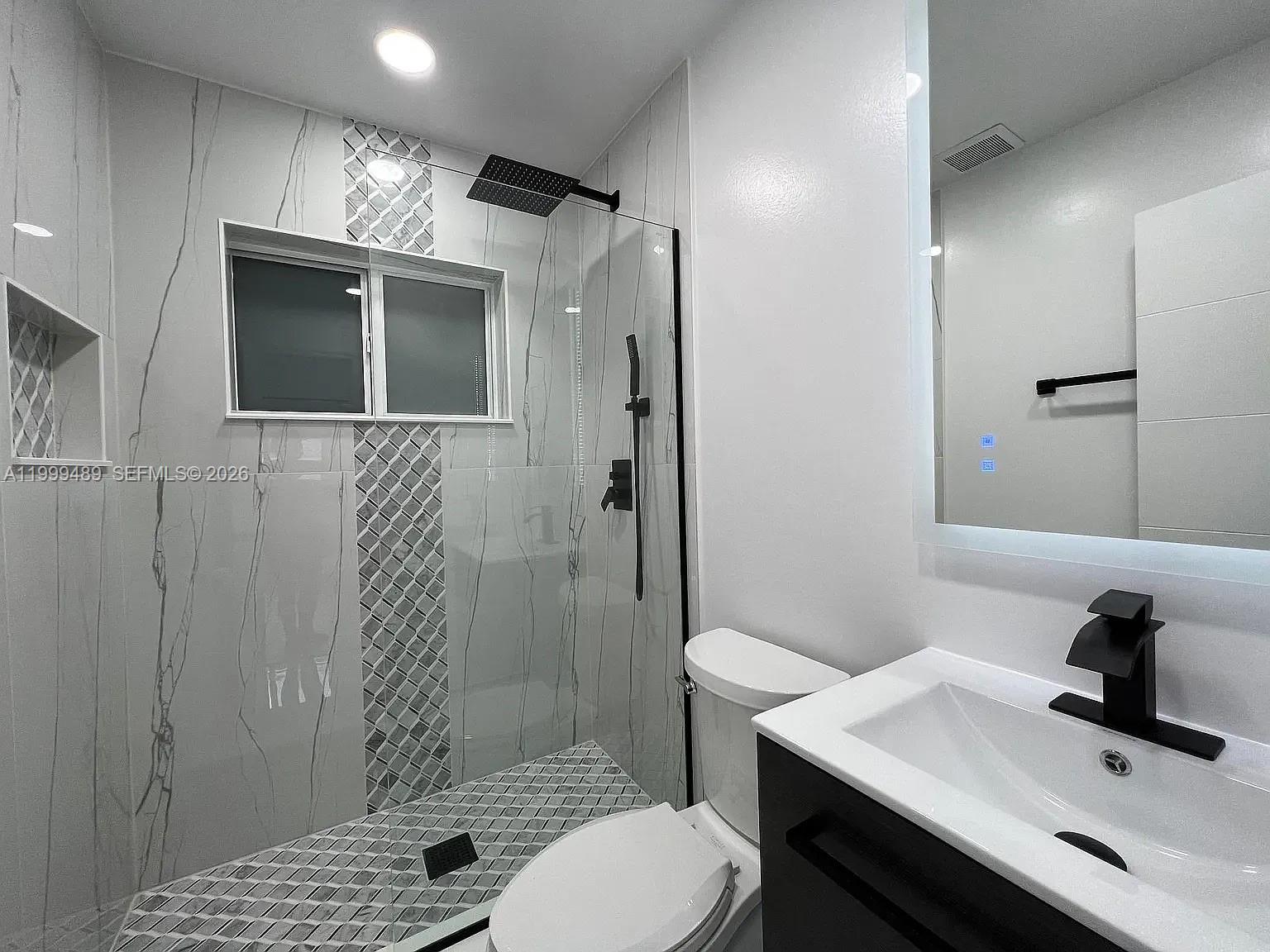 4310 SW 7th St, Miami FL 33134