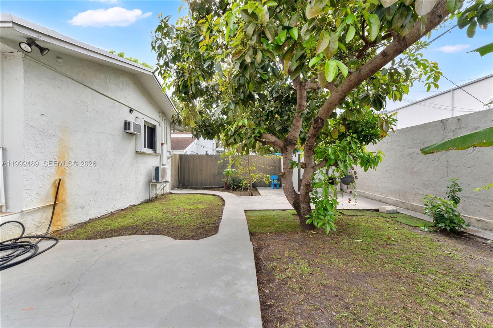 4310 SW 7th St, Miami FL 33134