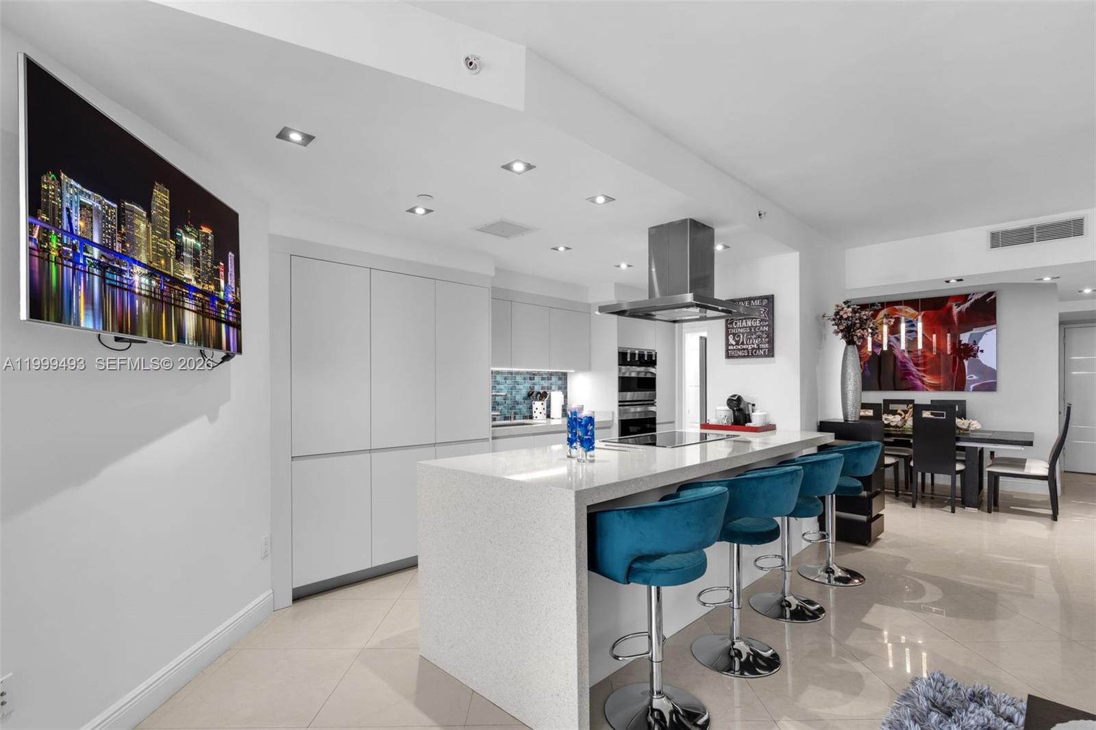 4775 Collins Ave #3608, Miami Beach FL 33140