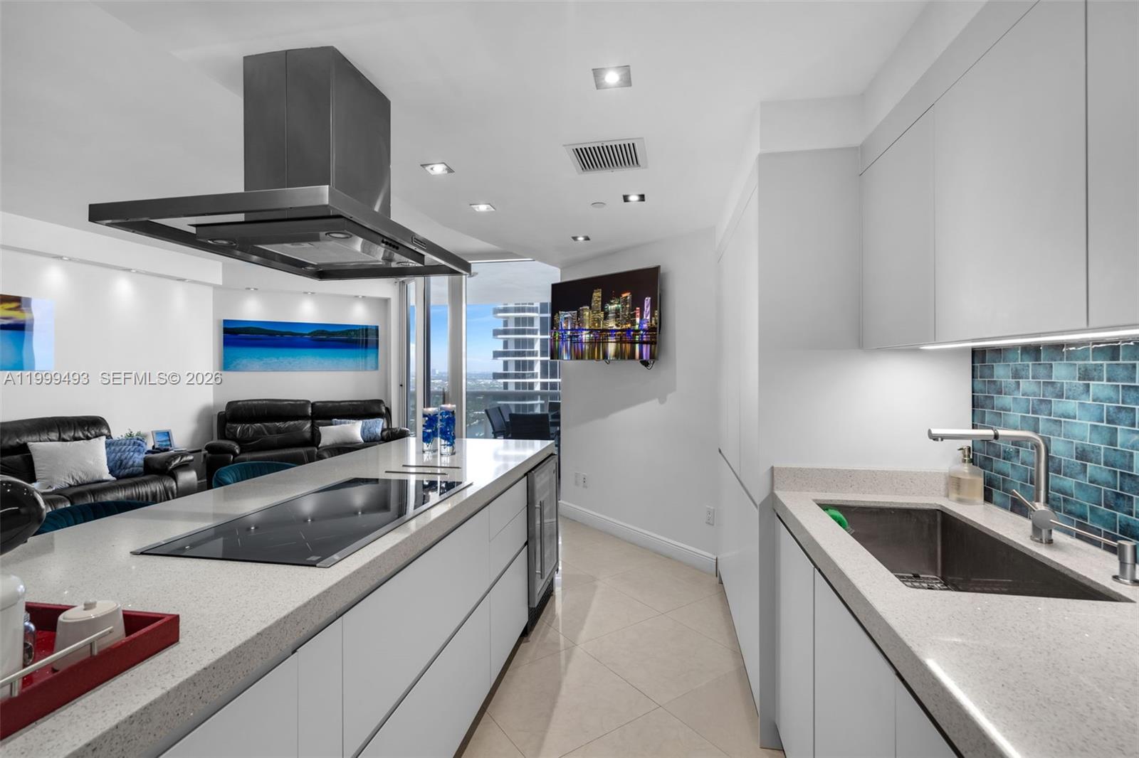 4775 Collins Ave #3608, Miami Beach FL 33140