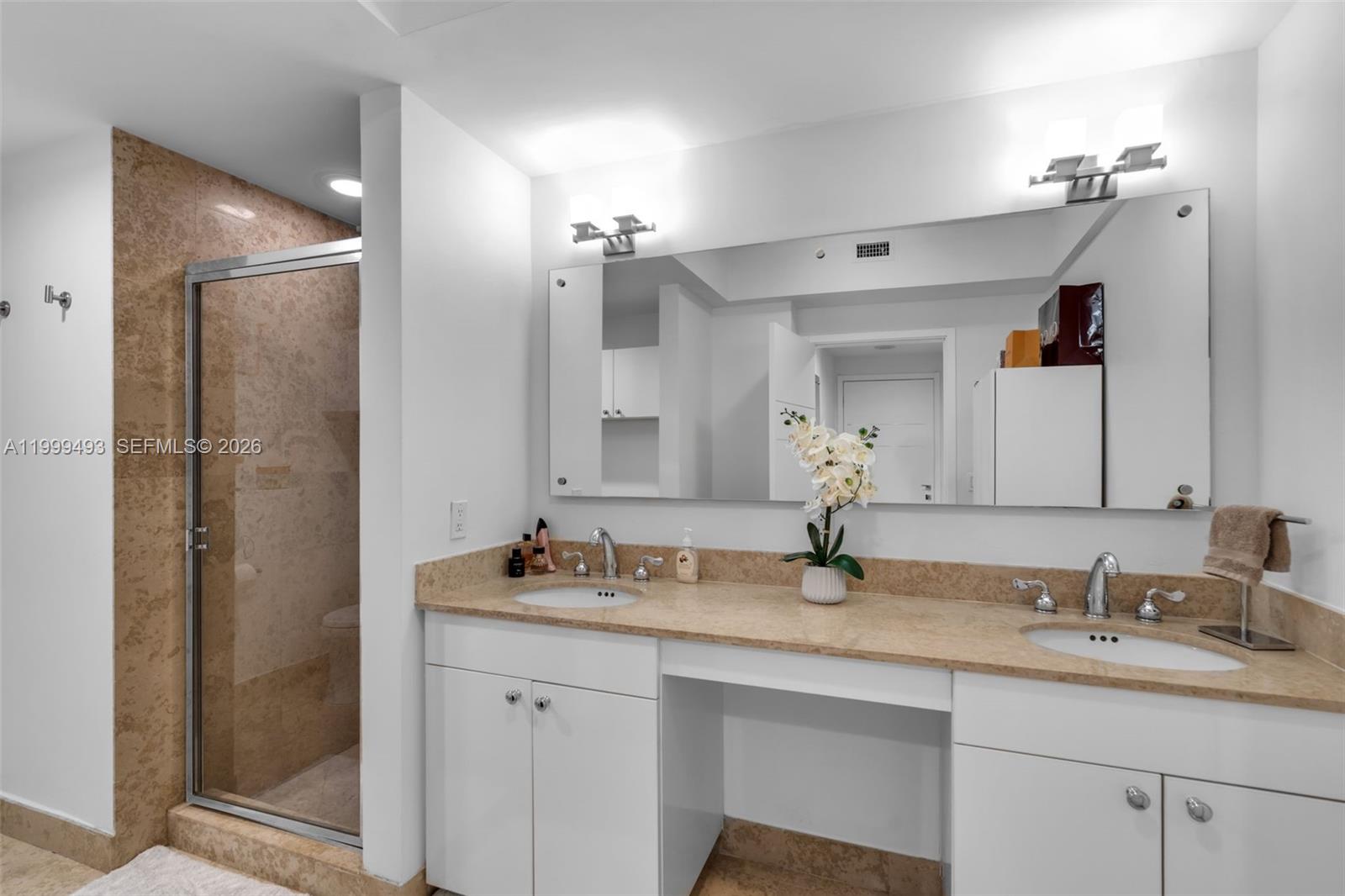 4775 Collins Ave #3608, Miami Beach FL 33140