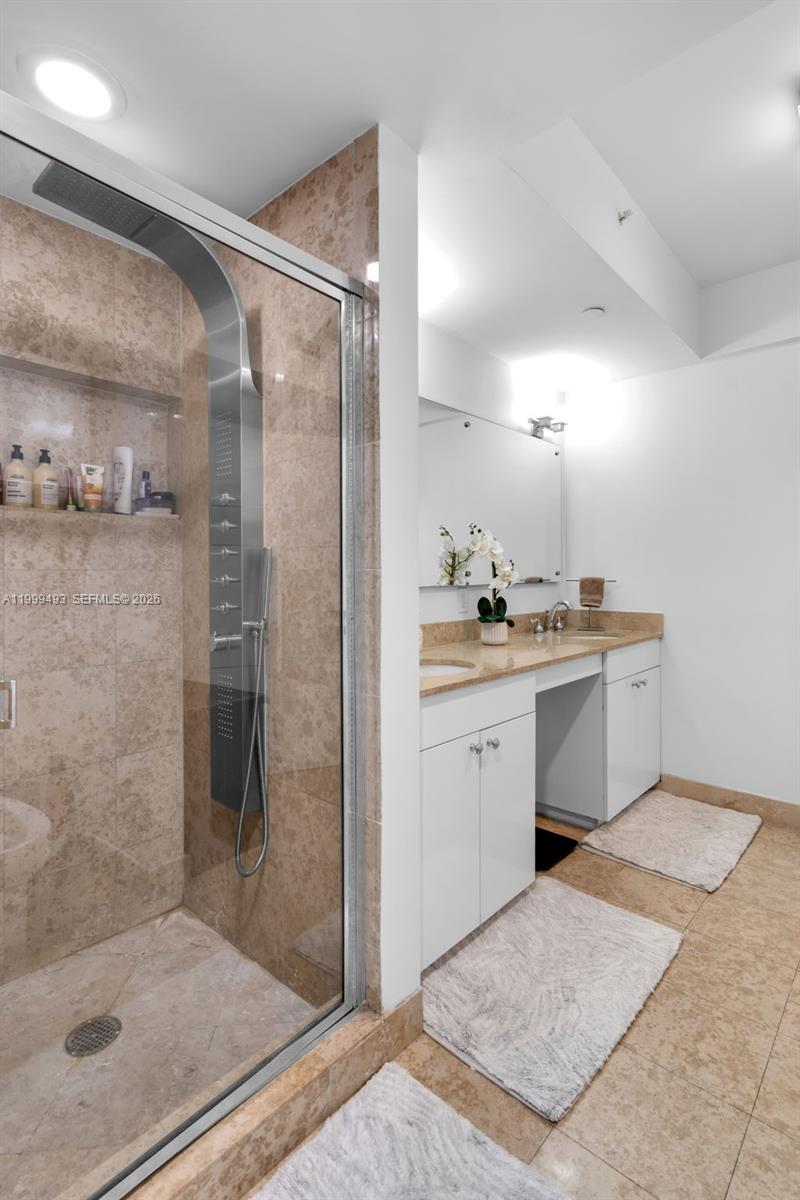 4775 Collins Ave #3608, Miami Beach FL 33140