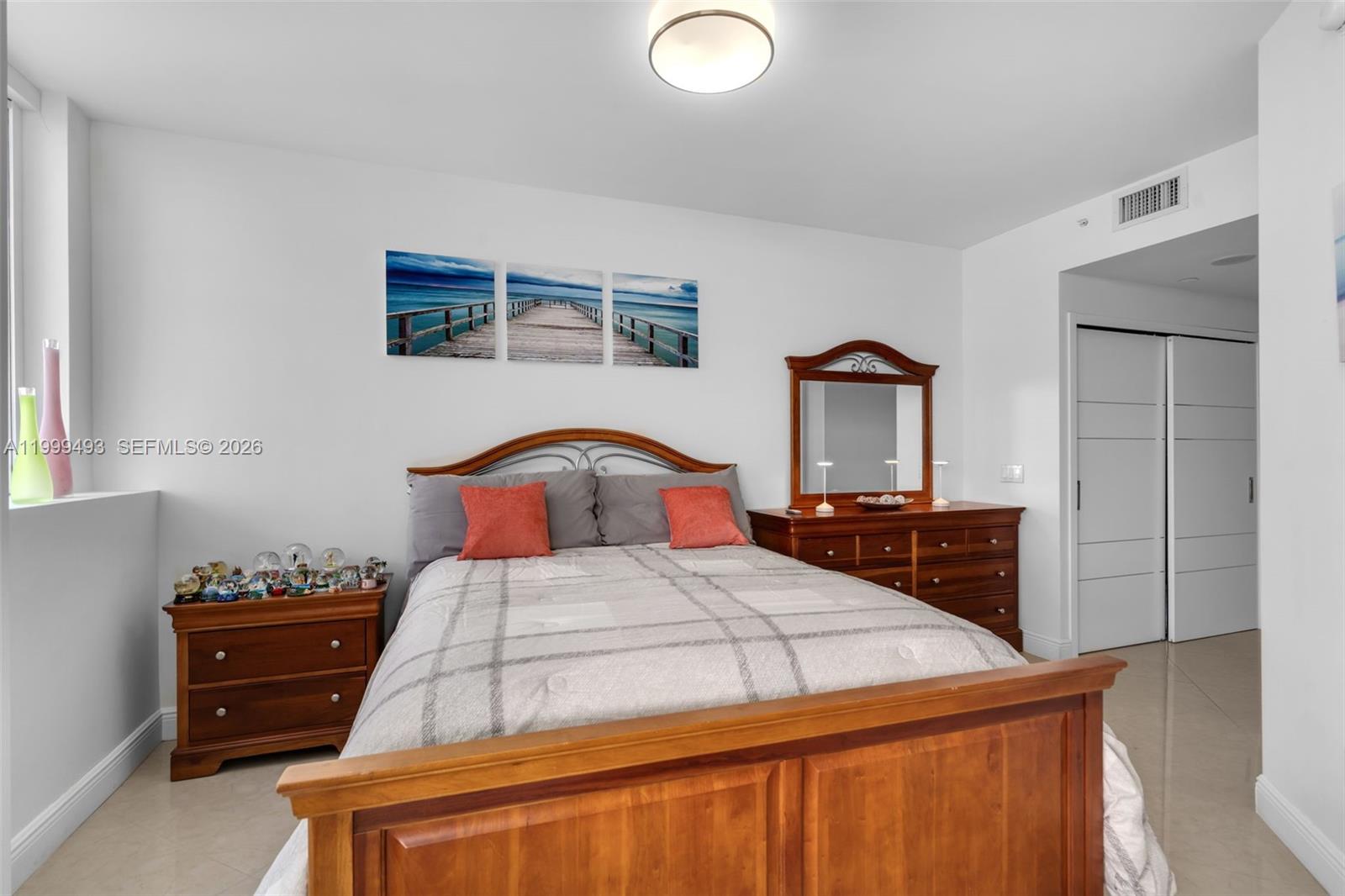 4775 Collins Ave #3608, Miami Beach FL 33140