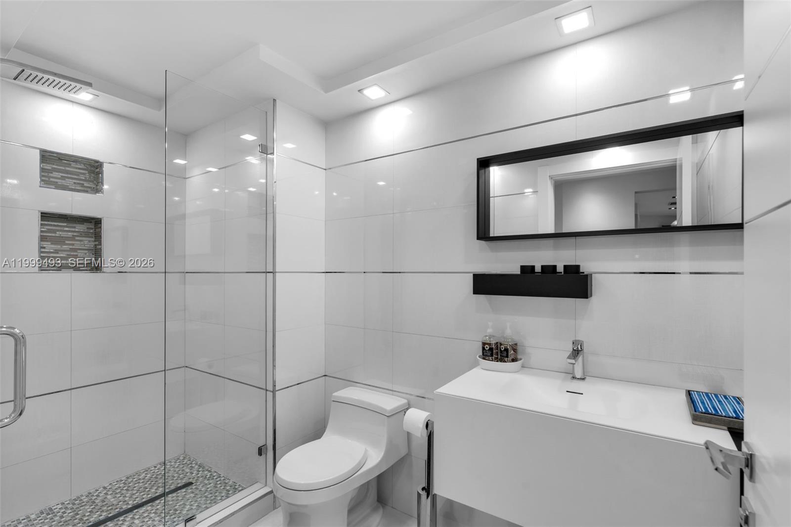 4775 Collins Ave #3608, Miami Beach FL 33140