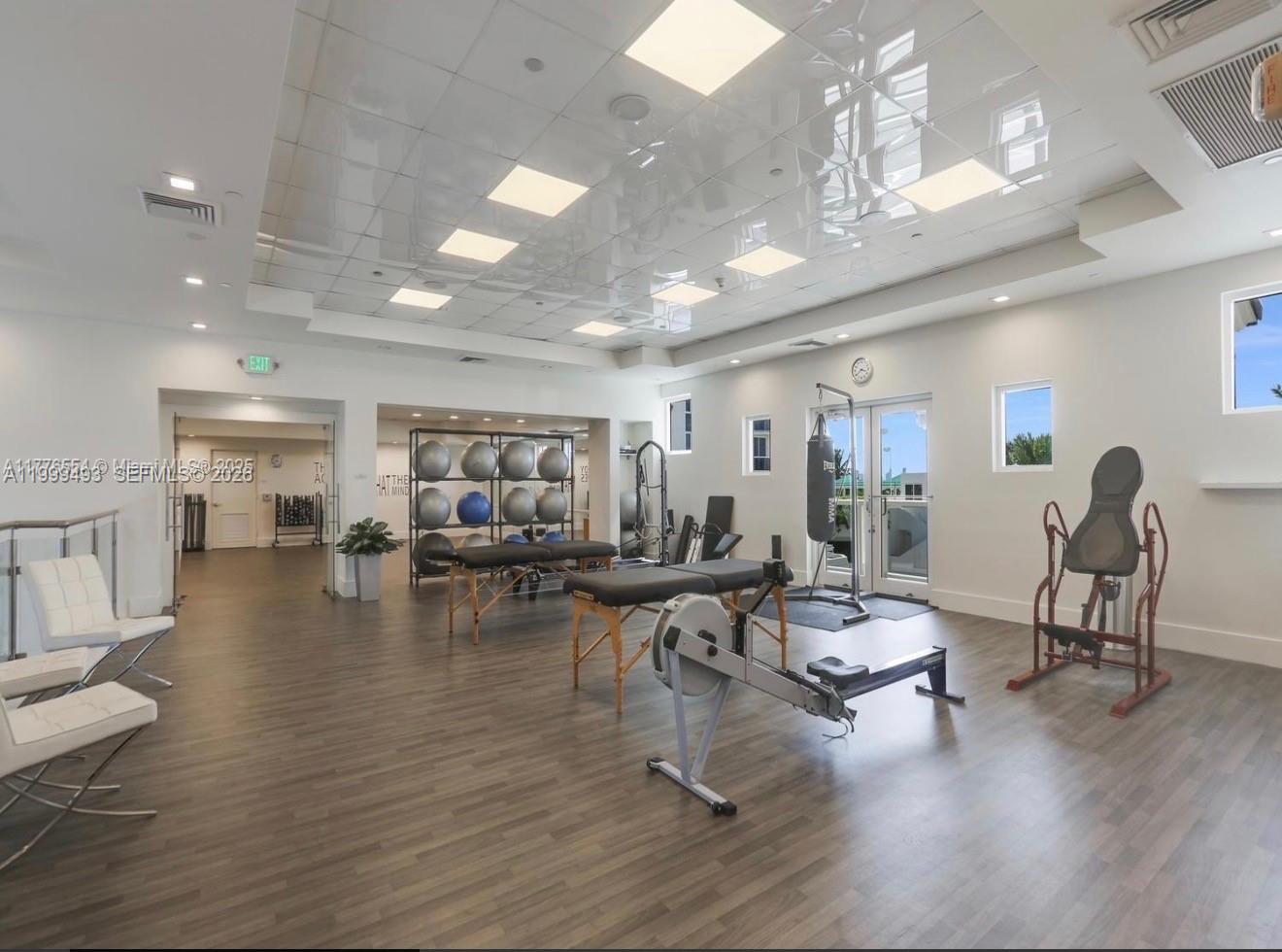 4775 Collins Ave #3608, Miami Beach FL 33140