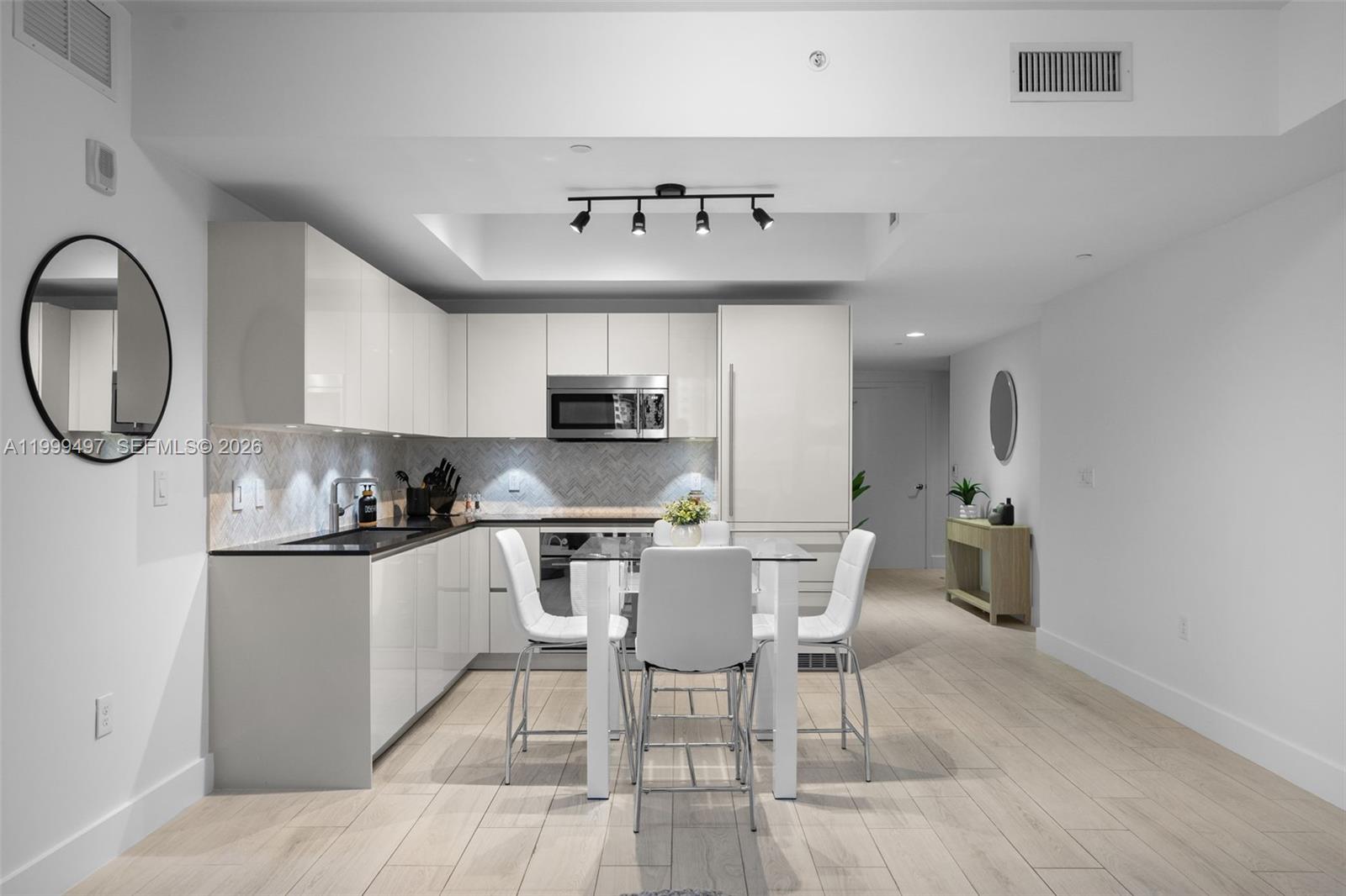1010 Brickell Ave #1411, Miami FL 33131