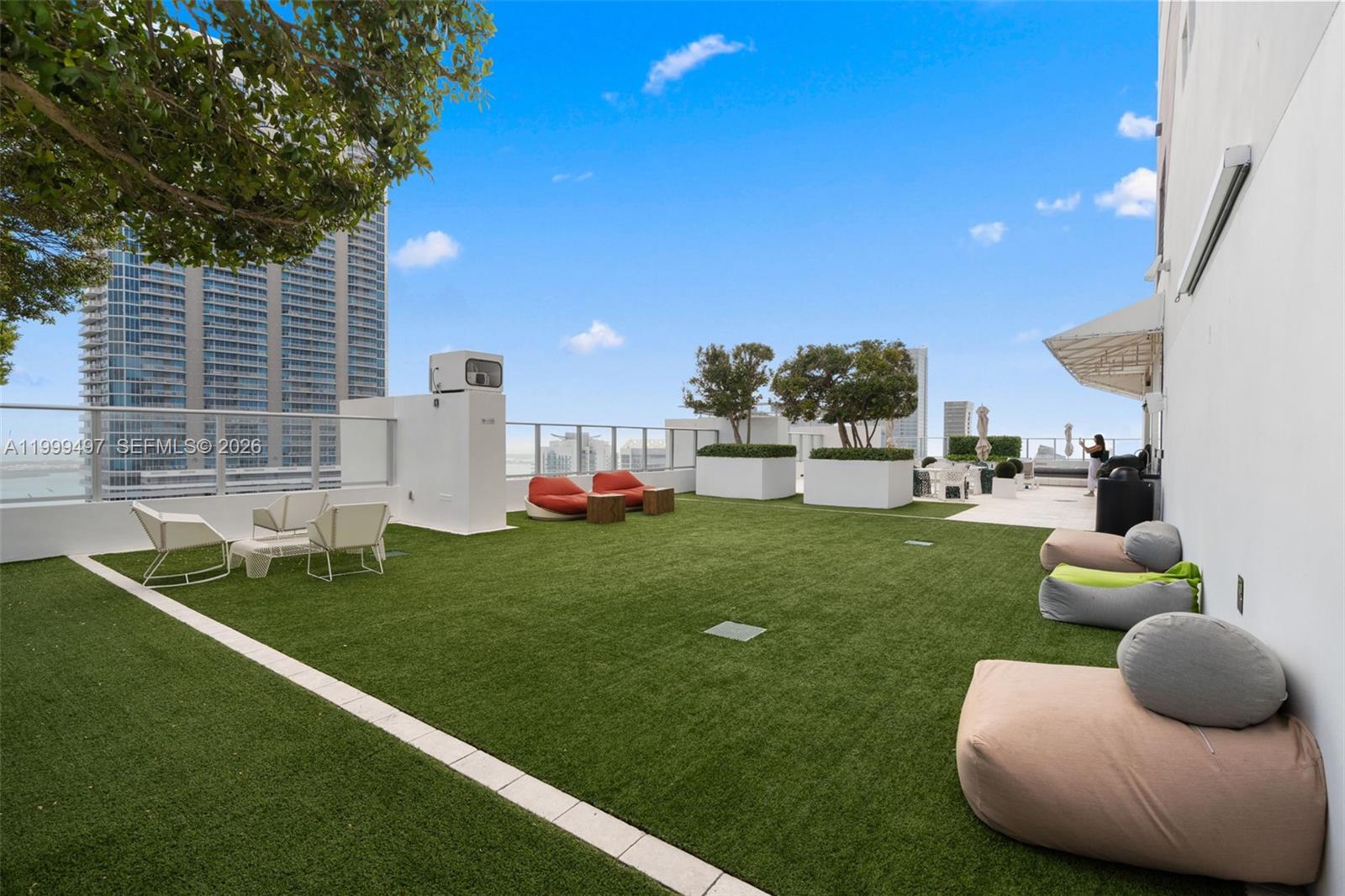 1010 Brickell Ave #1411, Miami FL 33131