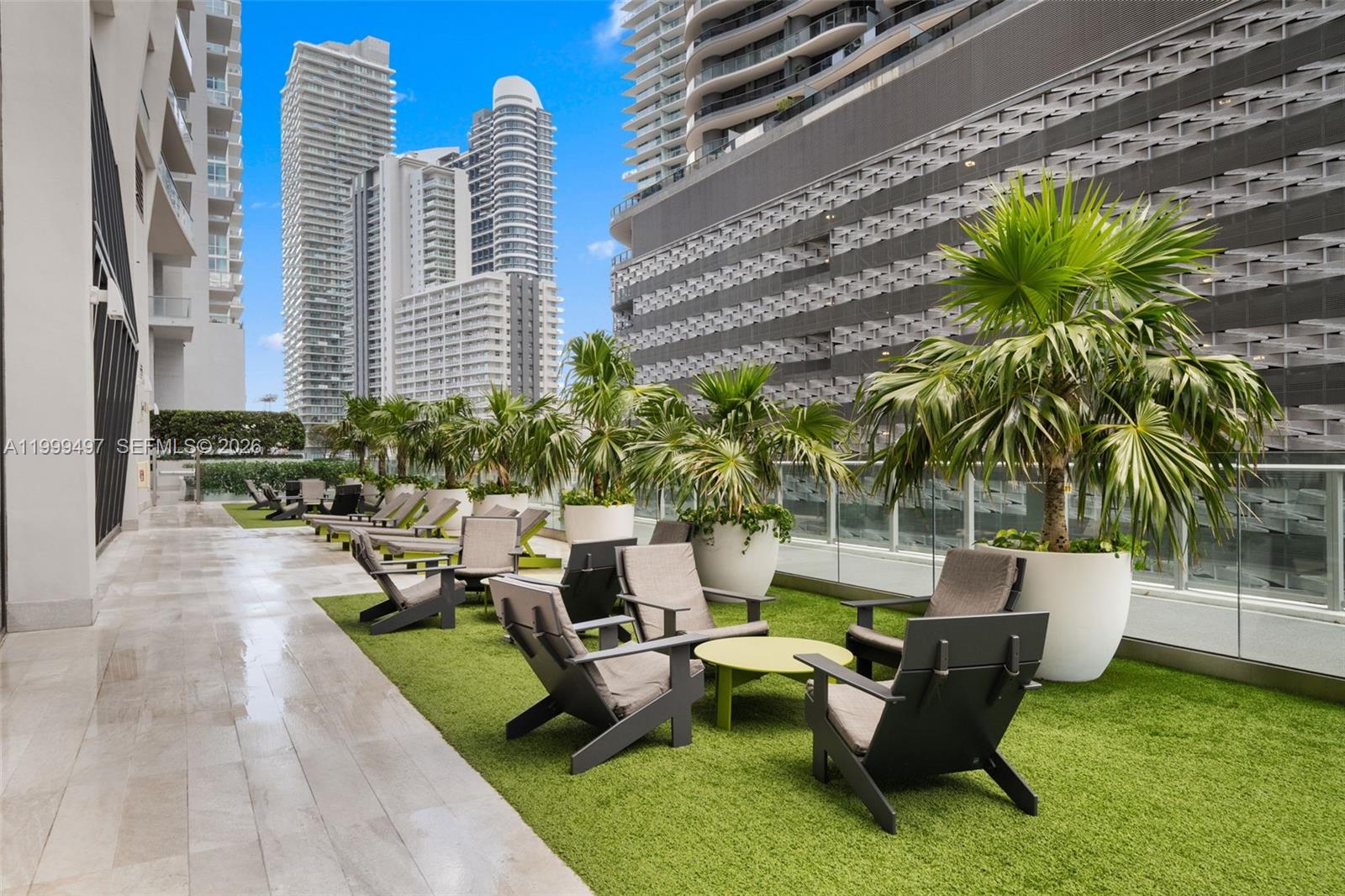 1010 Brickell Ave #1411, Miami FL 33131