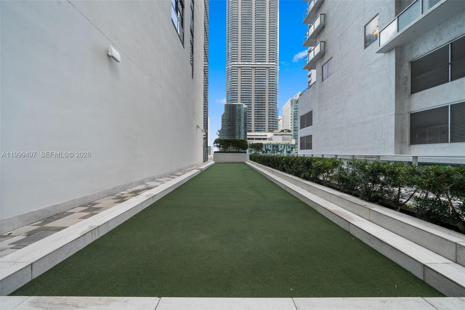 1010 Brickell Ave #1411, Miami FL 33131