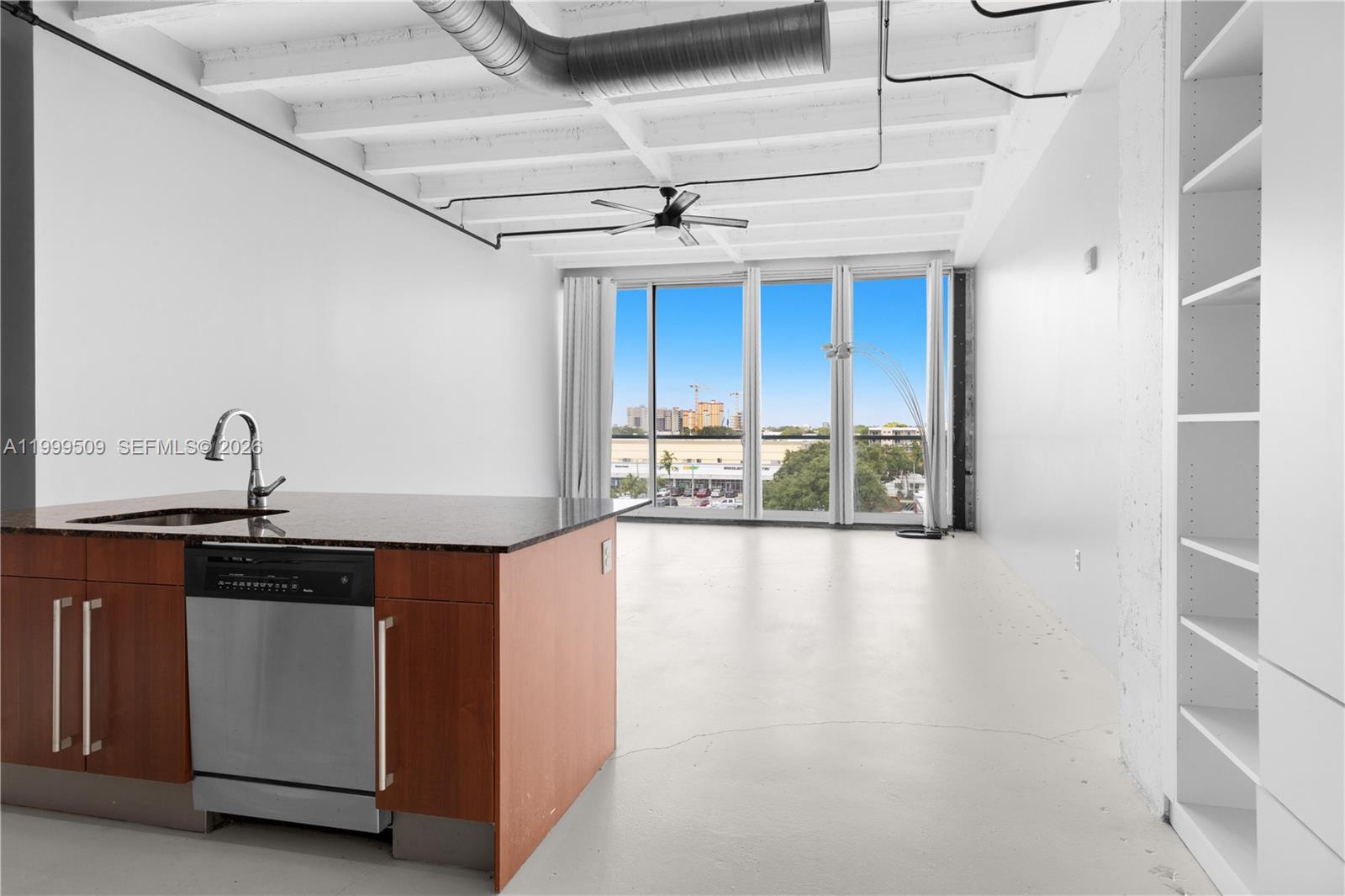 8101 Biscayne Blvd #R-414, Miami FL 33138