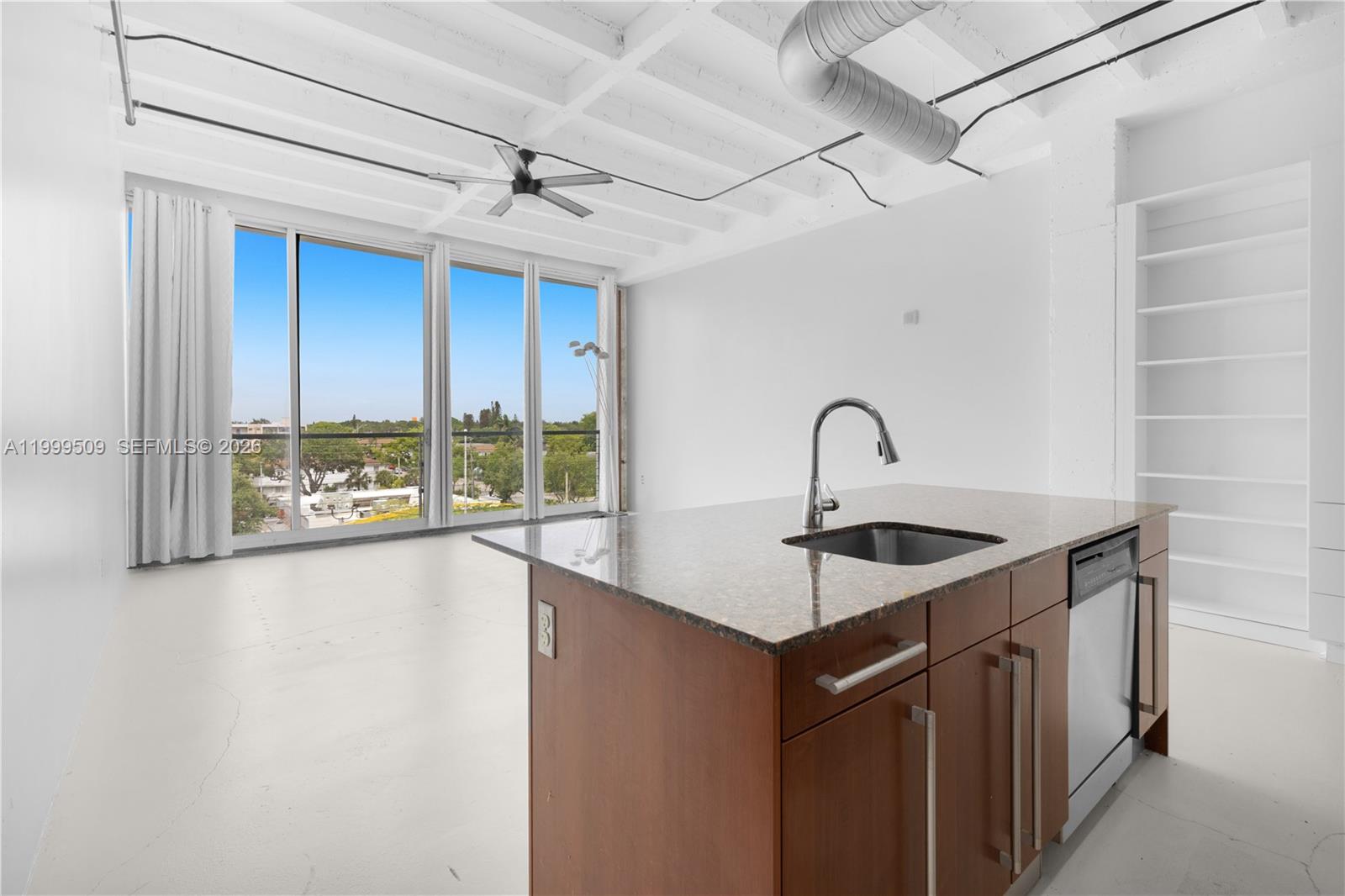 8101 Biscayne Blvd #R-414, Miami FL 33138