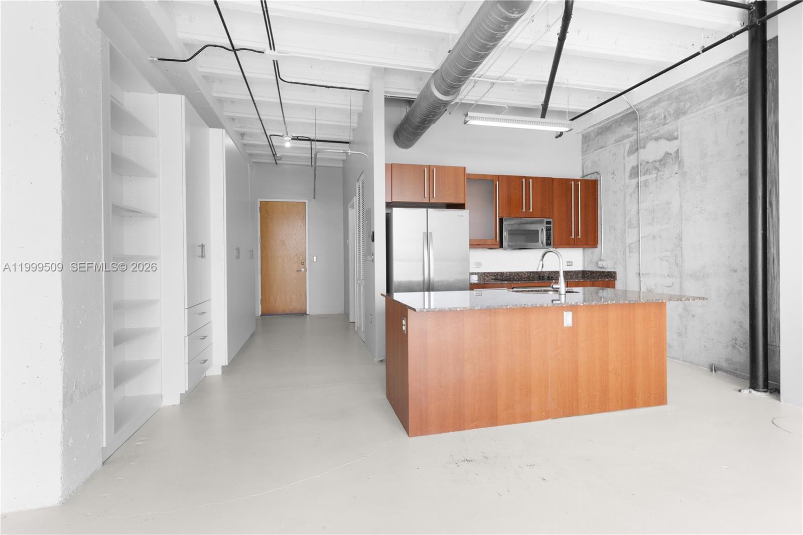 8101 Biscayne Blvd #R-414, Miami FL 33138