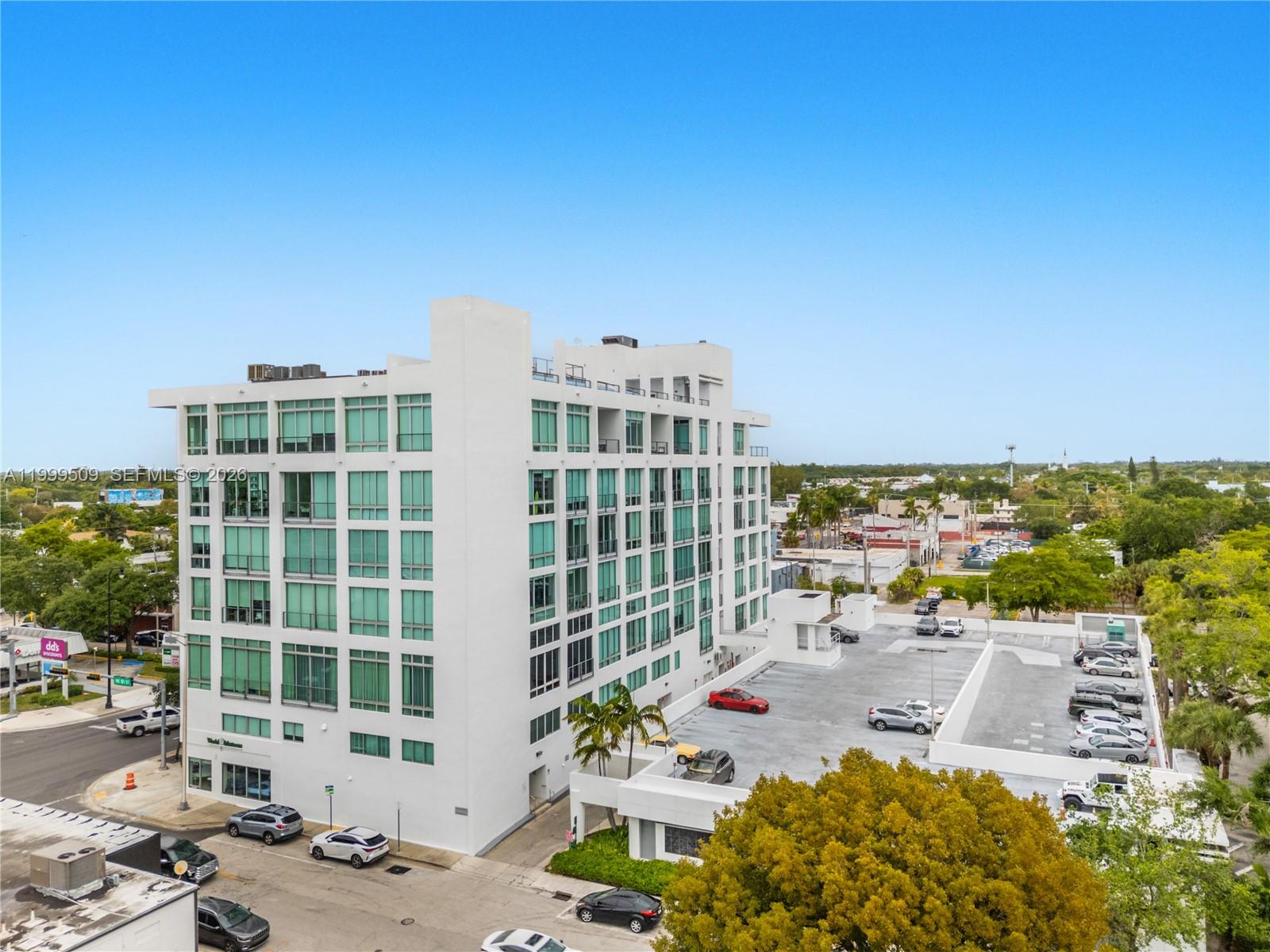 8101 Biscayne Blvd #R-414, Miami FL 33138