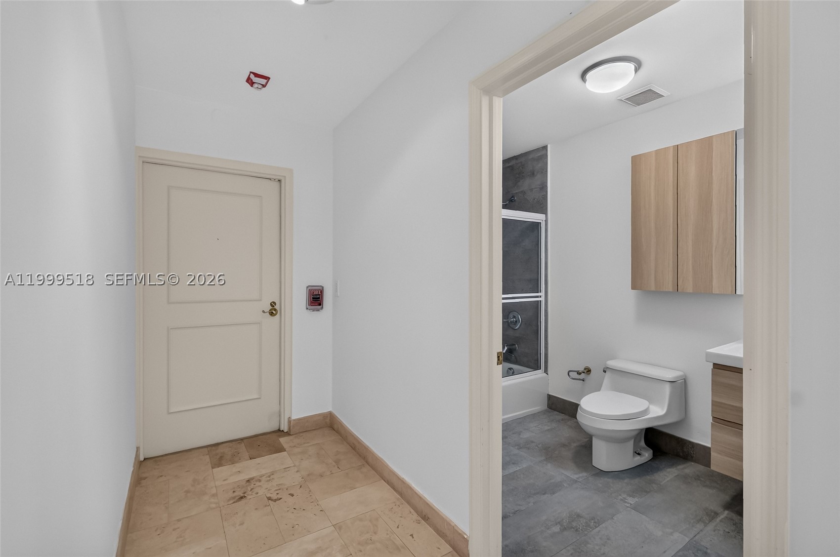 1413 Sunset Harbour Dr #209, Miami Beach FL 33139