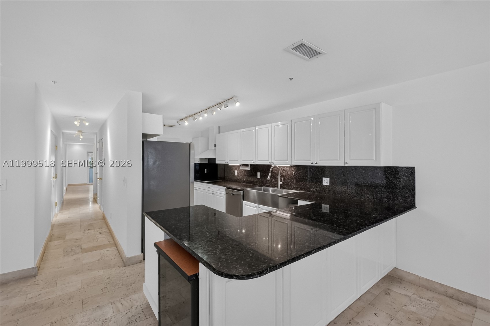 1413 Sunset Harbour Dr #209, Miami Beach FL 33139