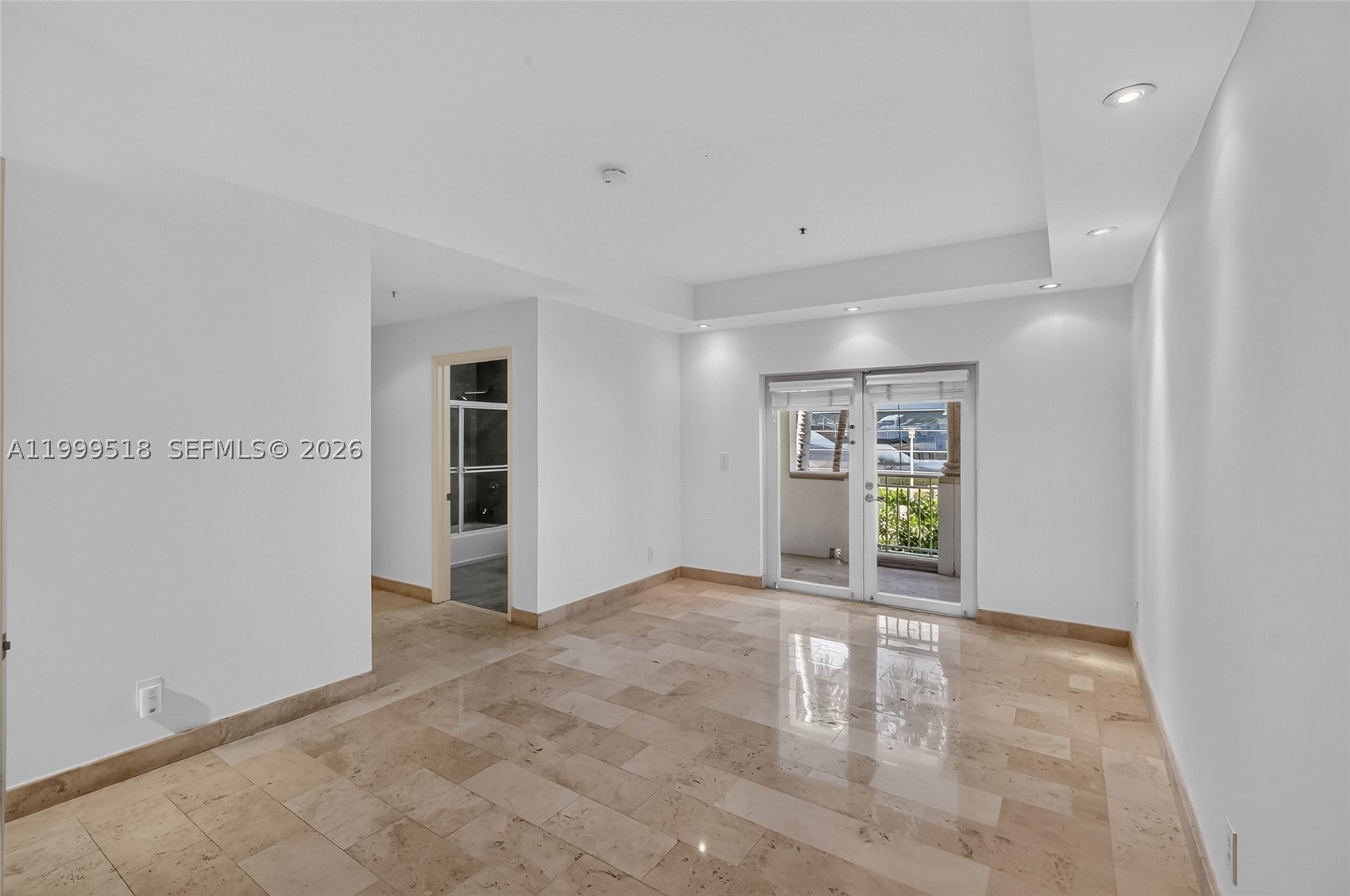 1413 Sunset Harbour Dr #209, Miami Beach FL 33139