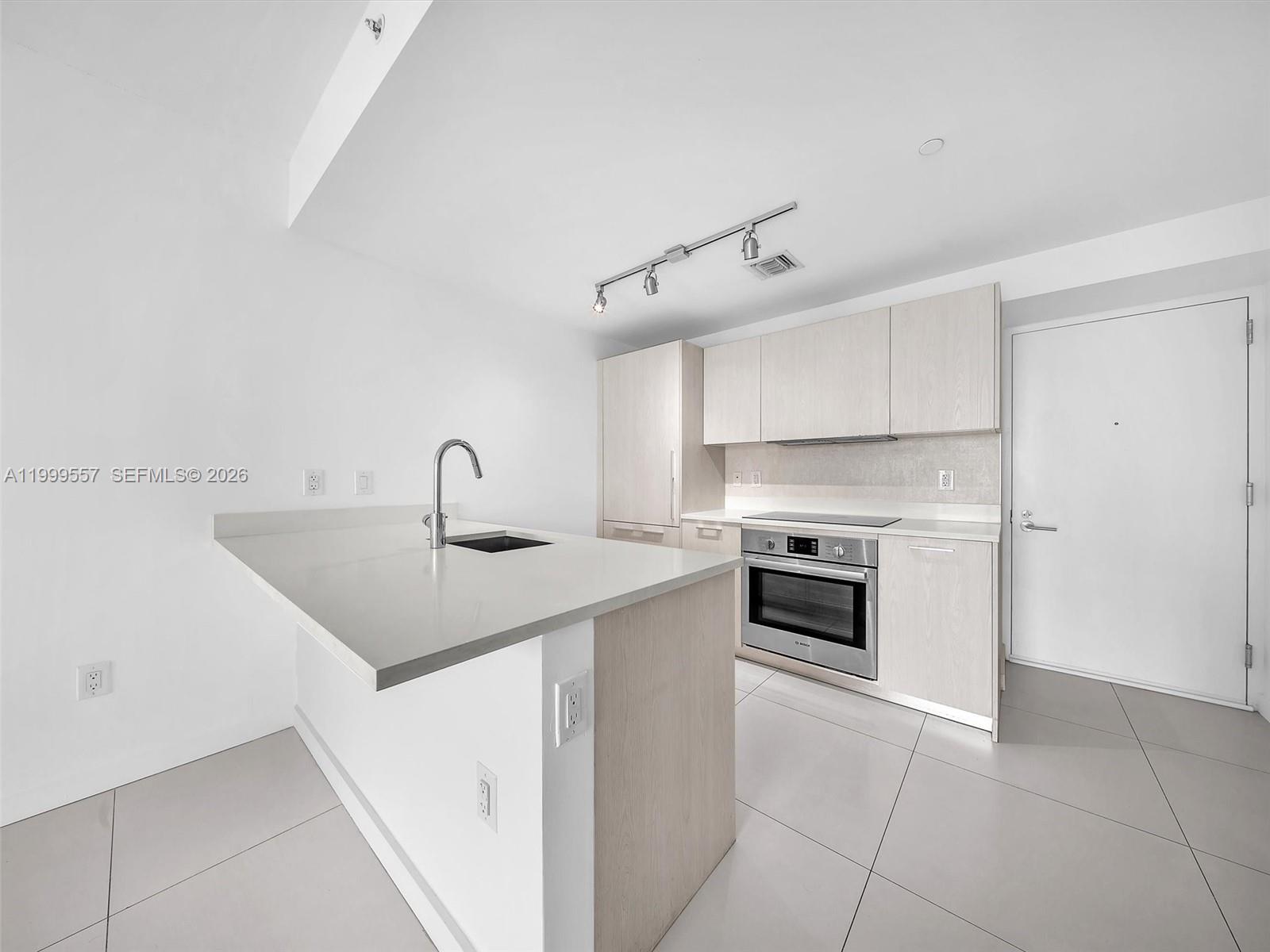 501 NE 31st St #2902, Miami FL 33137