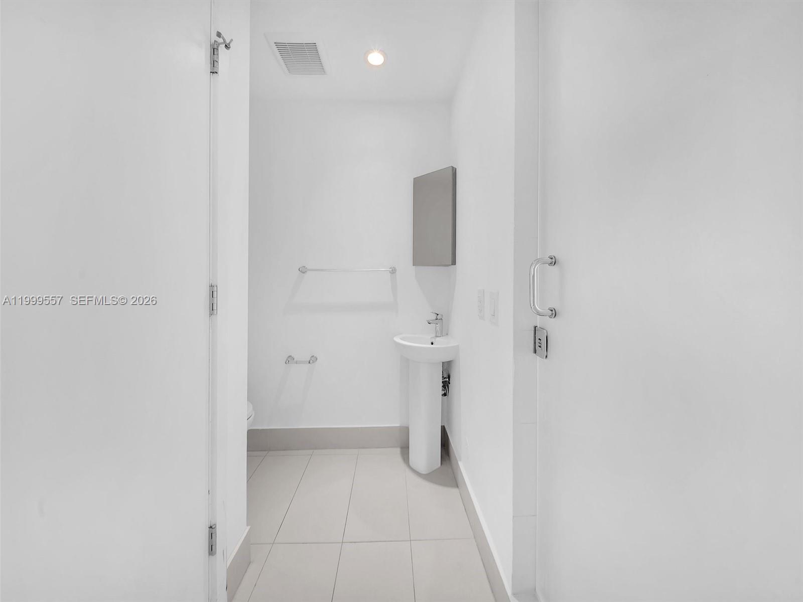 501 NE 31st St #2902, Miami FL 33137