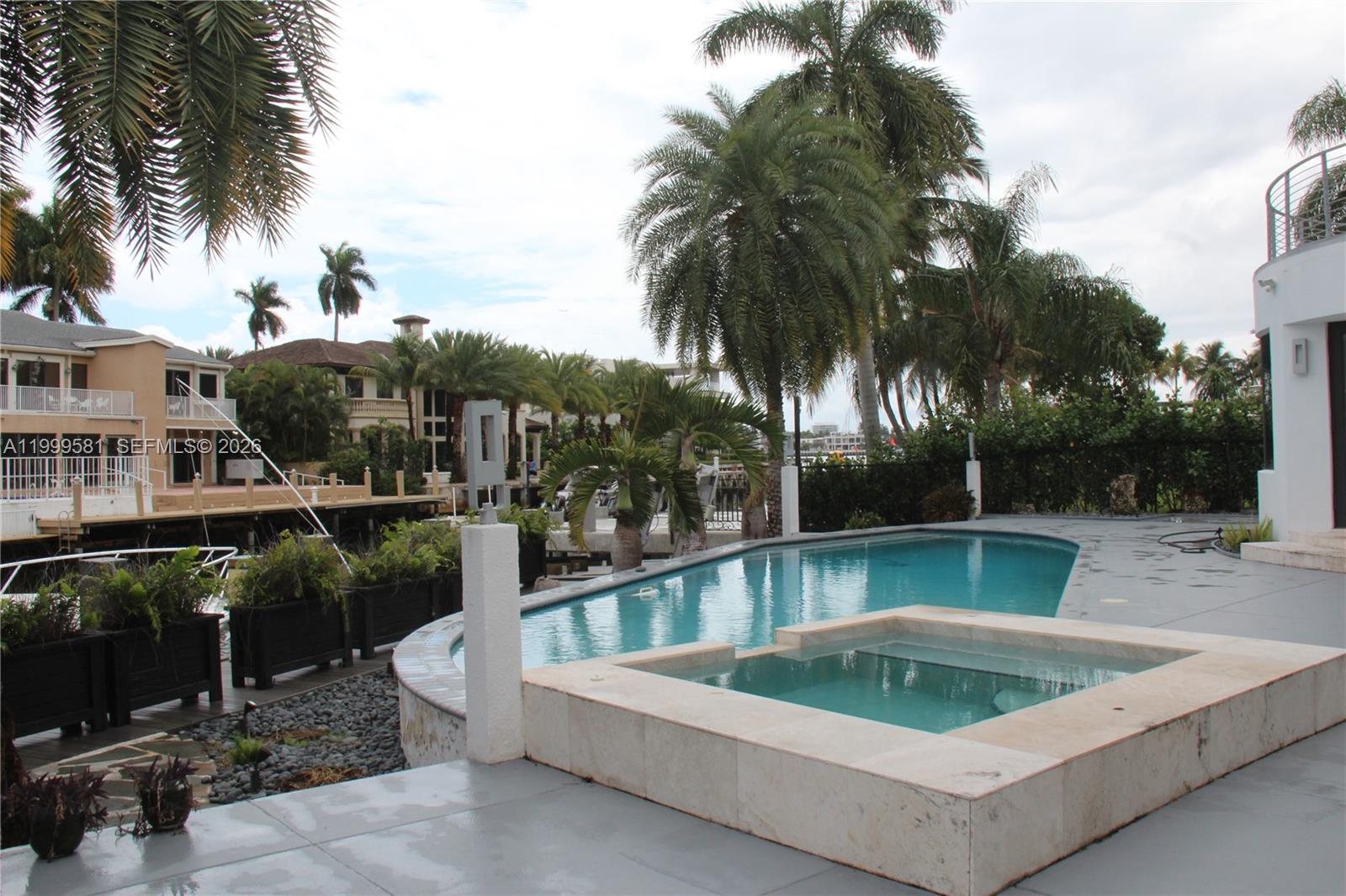 540 Lido Dr, Fort Lauderdale FL 33301