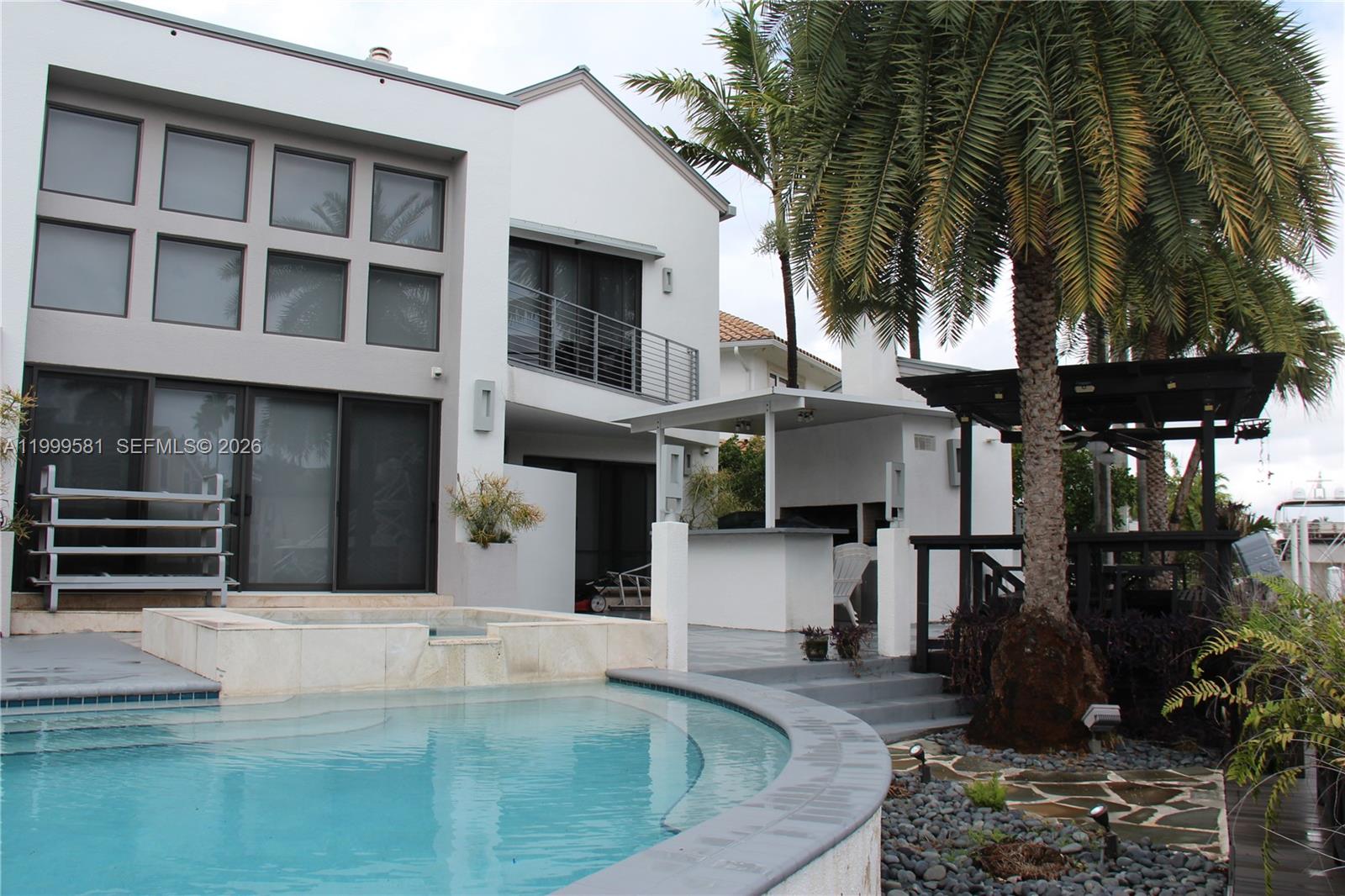 540 Lido Dr, Fort Lauderdale FL 33301