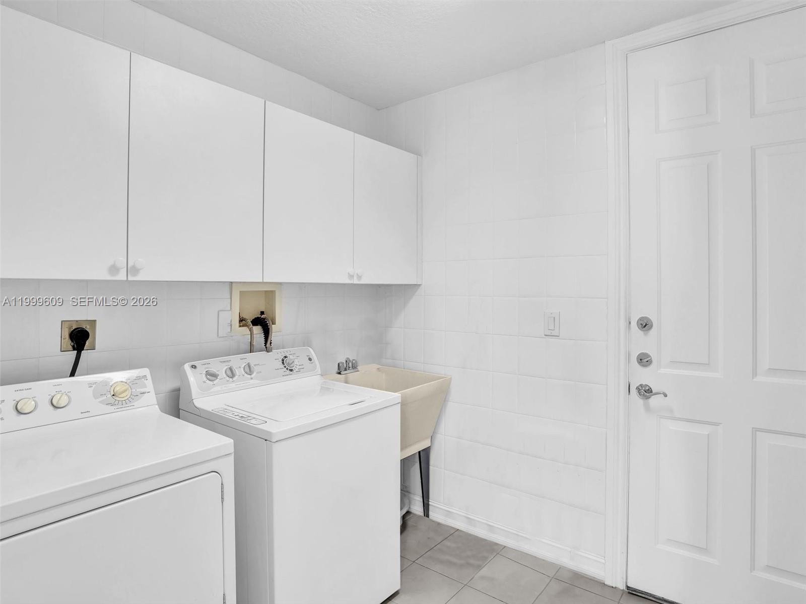 20780 NE 32nd Ave, Aventura FL 33180