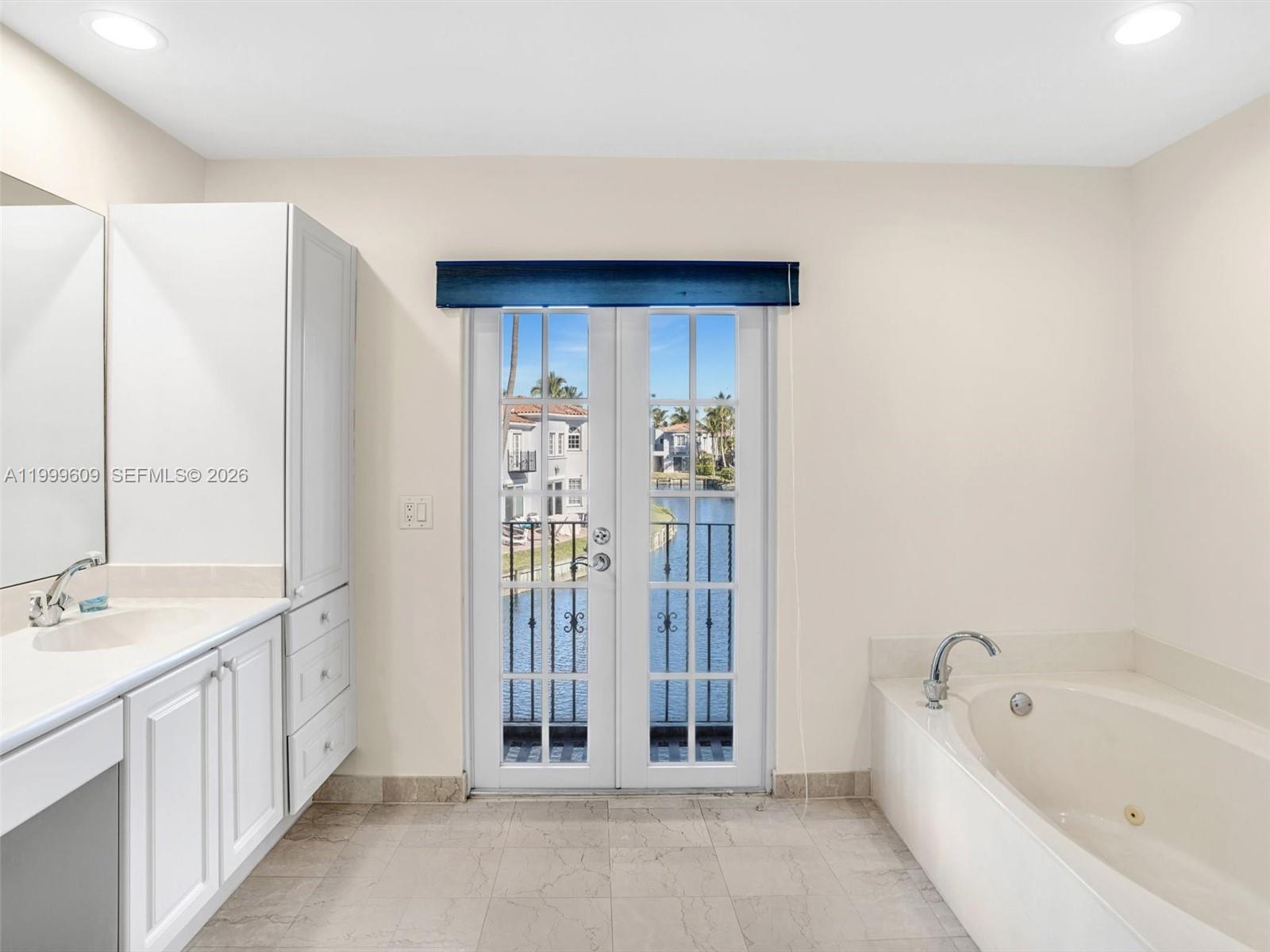 20780 NE 32nd Ave, Aventura FL 33180