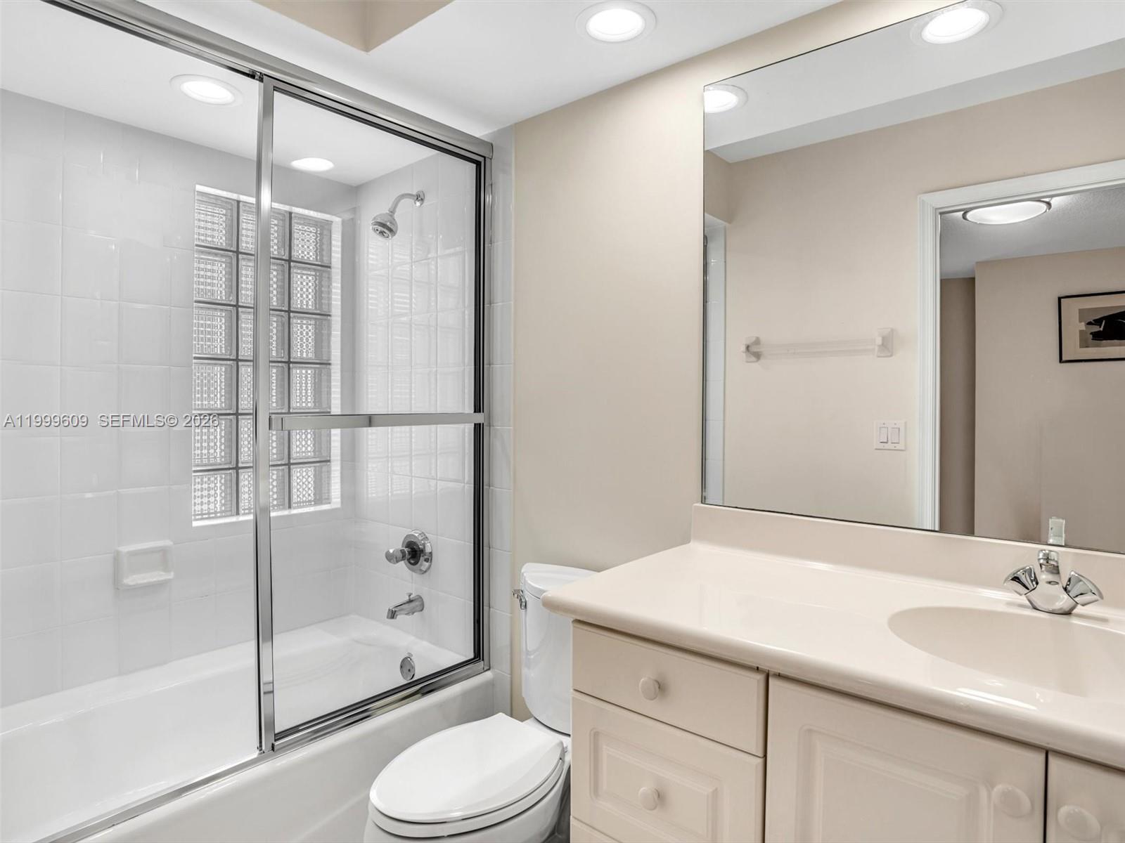 20780 NE 32nd Ave, Aventura FL 33180