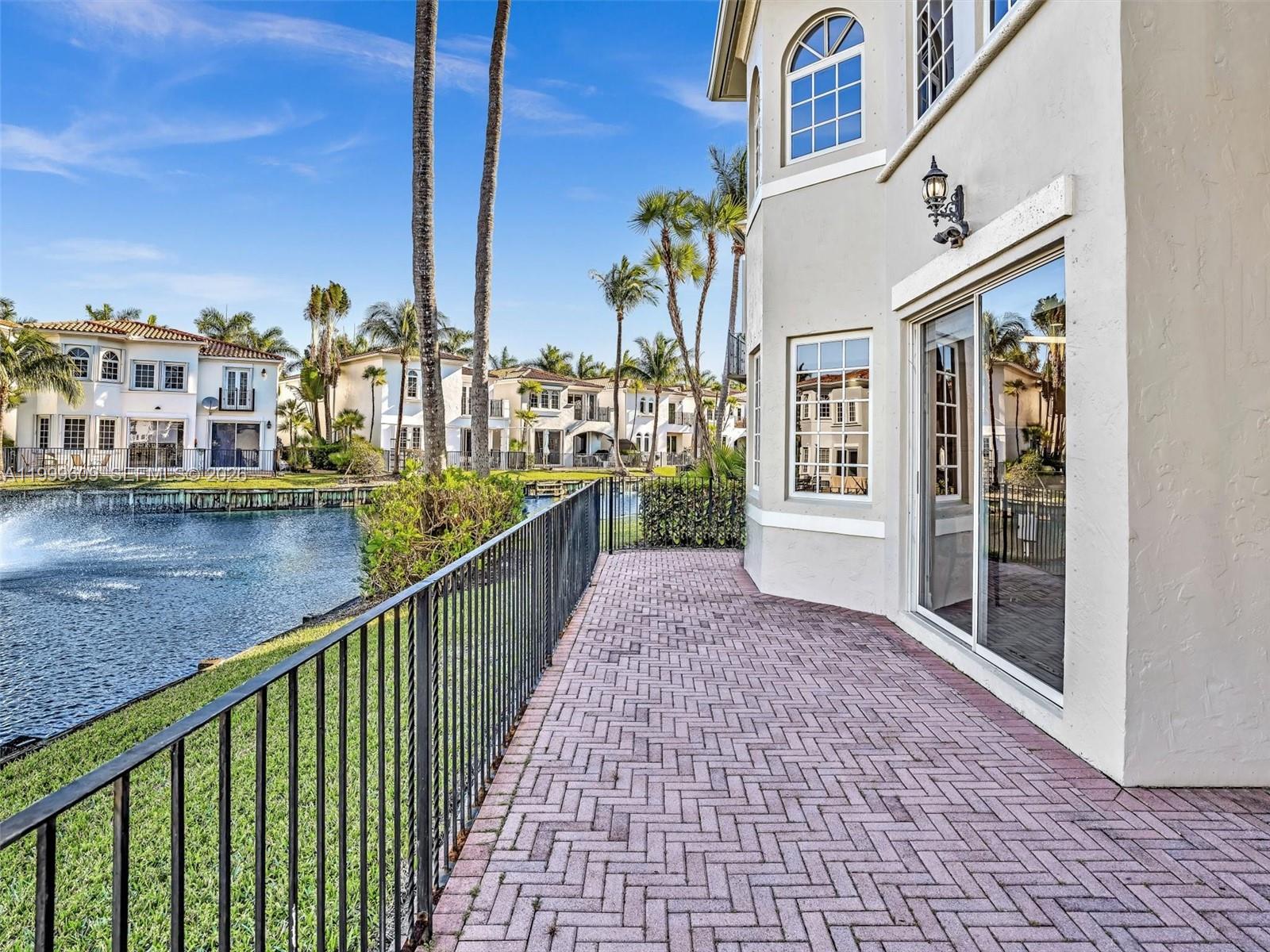 20780 NE 32nd Ave, Aventura FL 33180