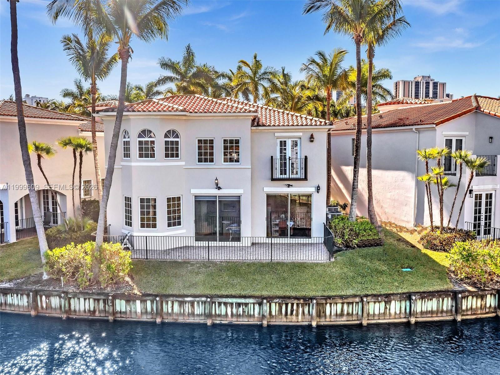 20780 NE 32nd Ave, Aventura FL 33180