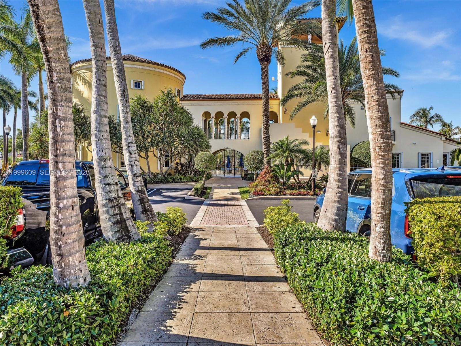 20780 NE 32nd Ave, Aventura FL 33180