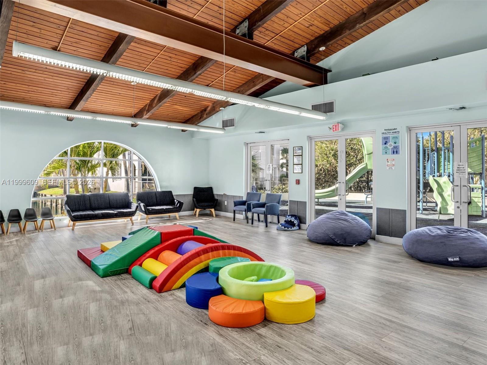 20780 NE 32nd Ave, Aventura FL 33180