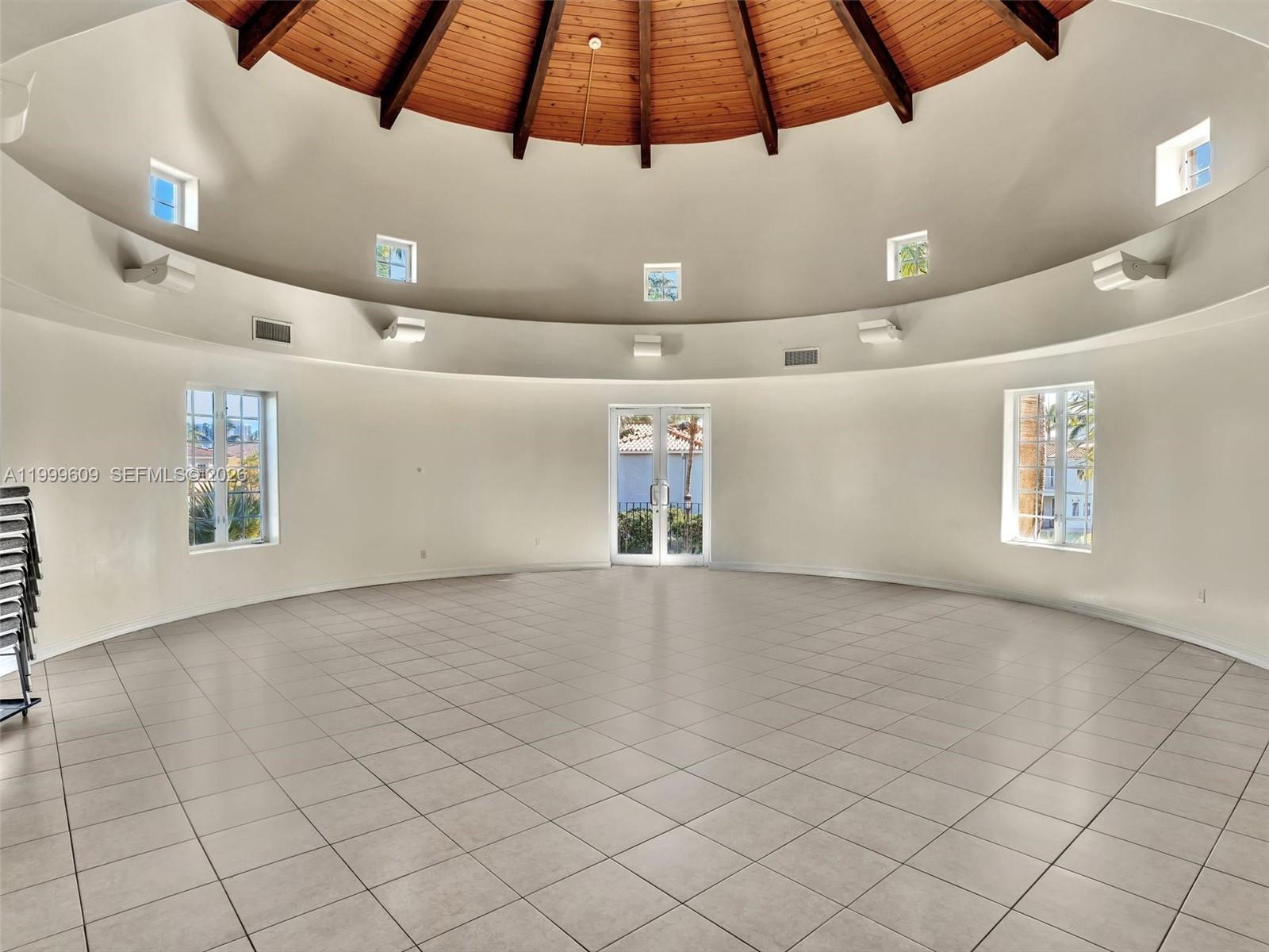 20780 NE 32nd Ave, Aventura FL 33180