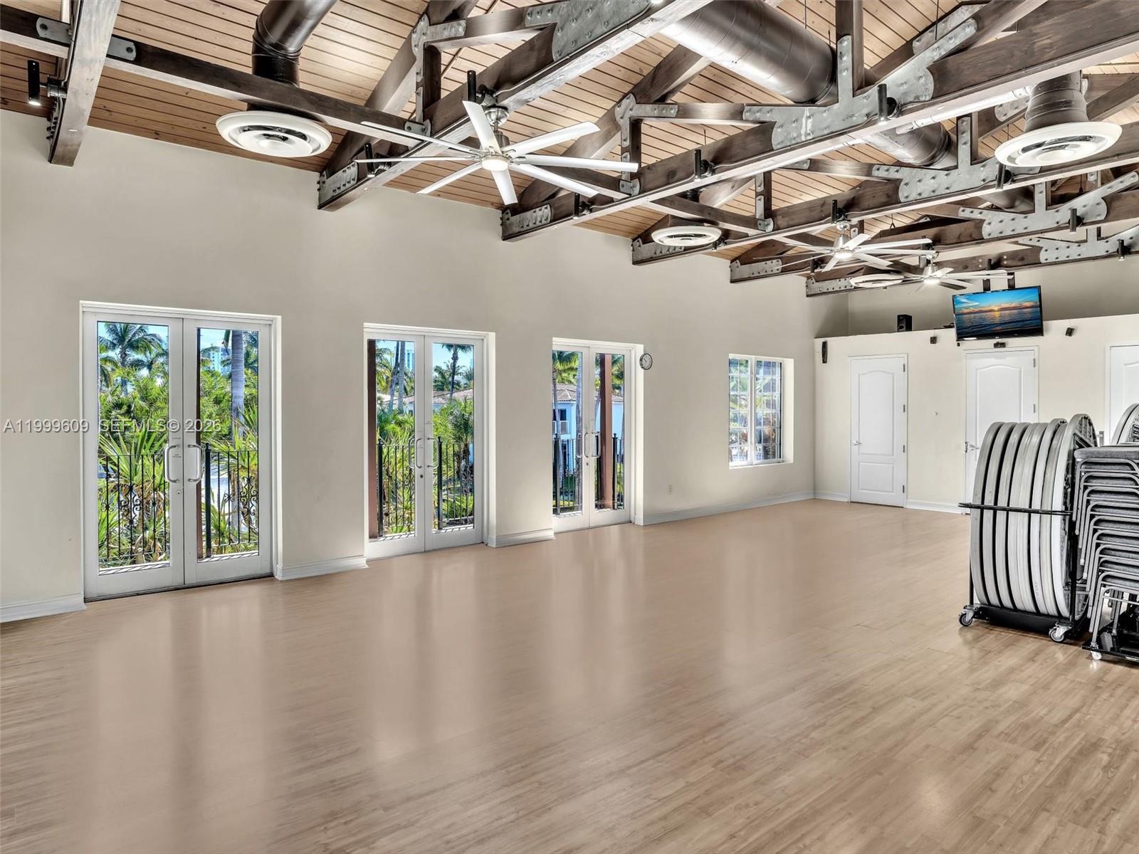 20780 NE 32nd Ave, Aventura FL 33180