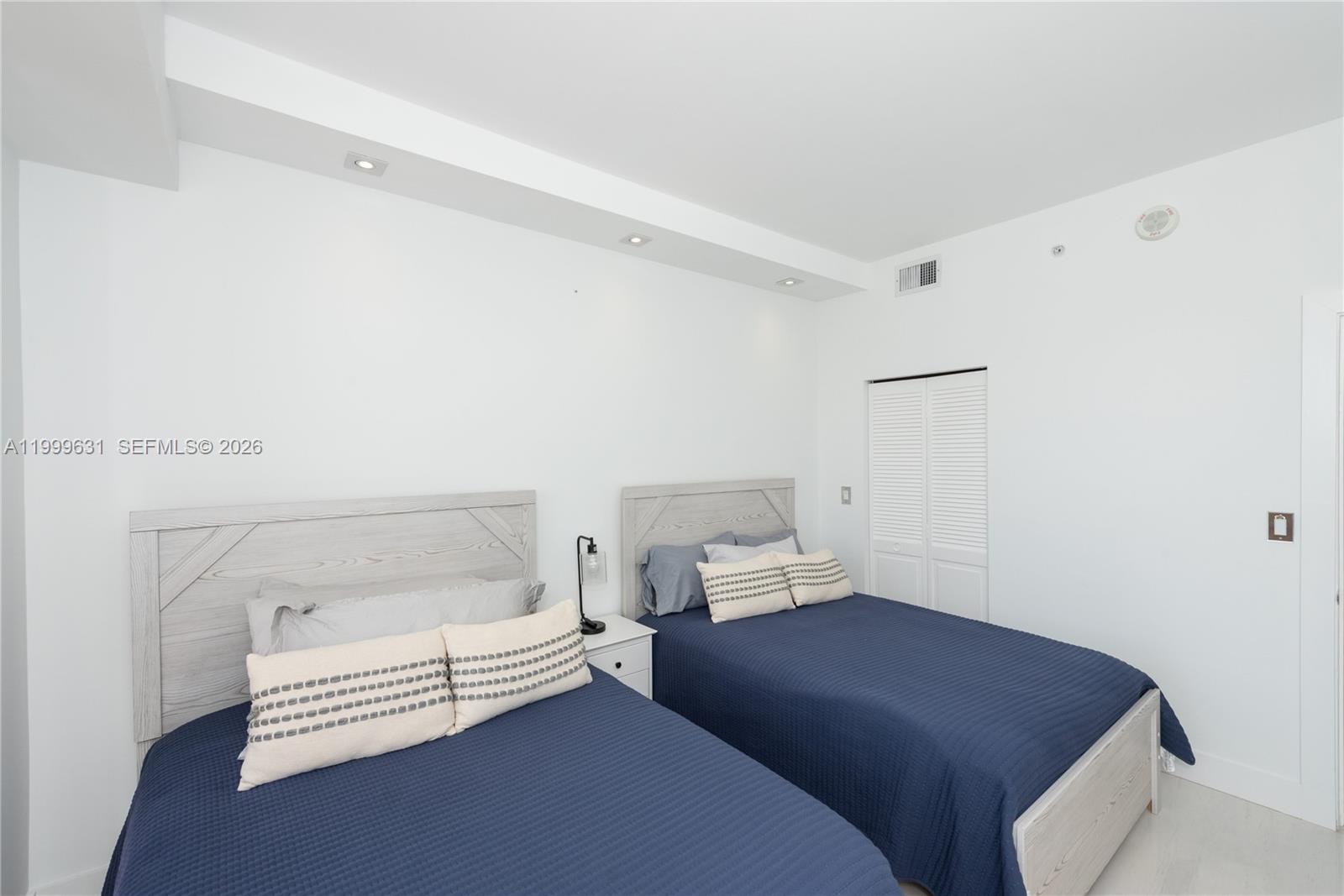 201 Crandon Blvd #923, Key Biscayne FL 33149