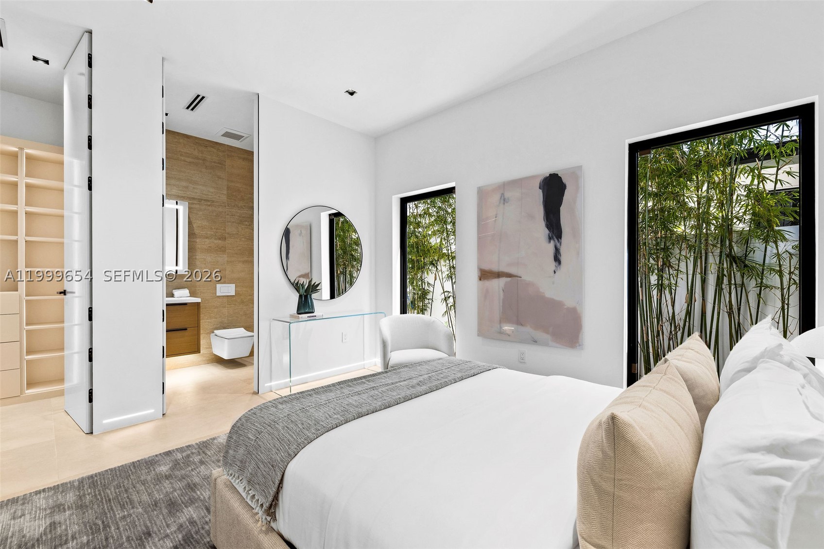 325 W 63rd St, Miami Beach FL 33141