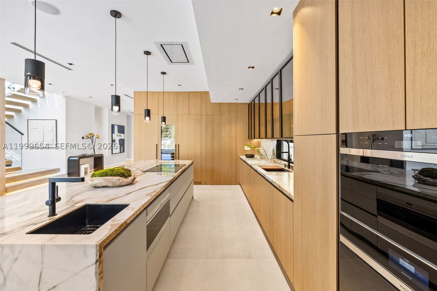 325 W 63rd St, Miami Beach FL 33141