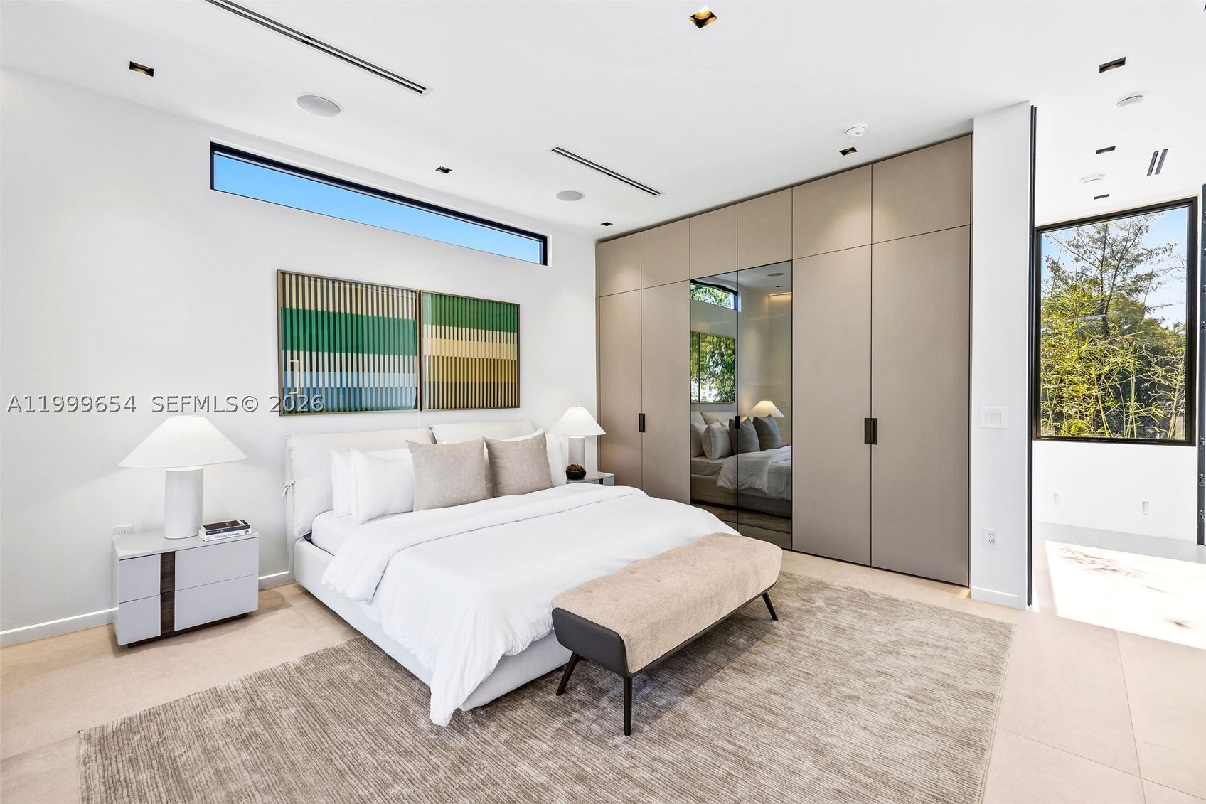 325 W 63rd St, Miami Beach FL 33141