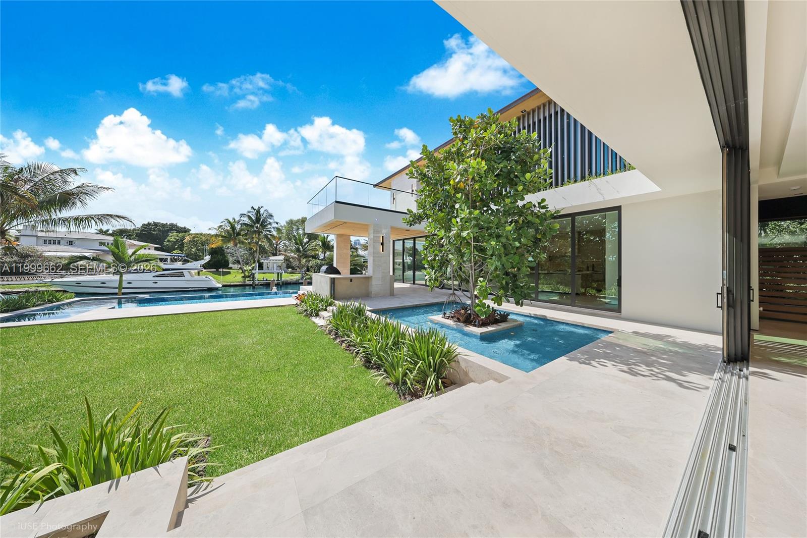 770 Lake Rd, Miami FL 33137