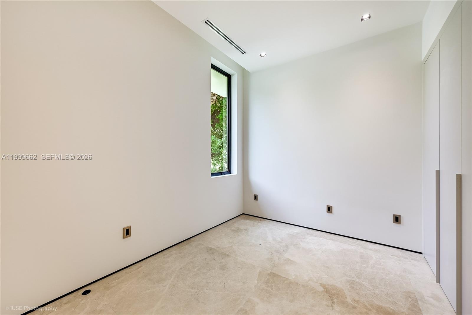 770 Lake Rd, Miami FL 33137