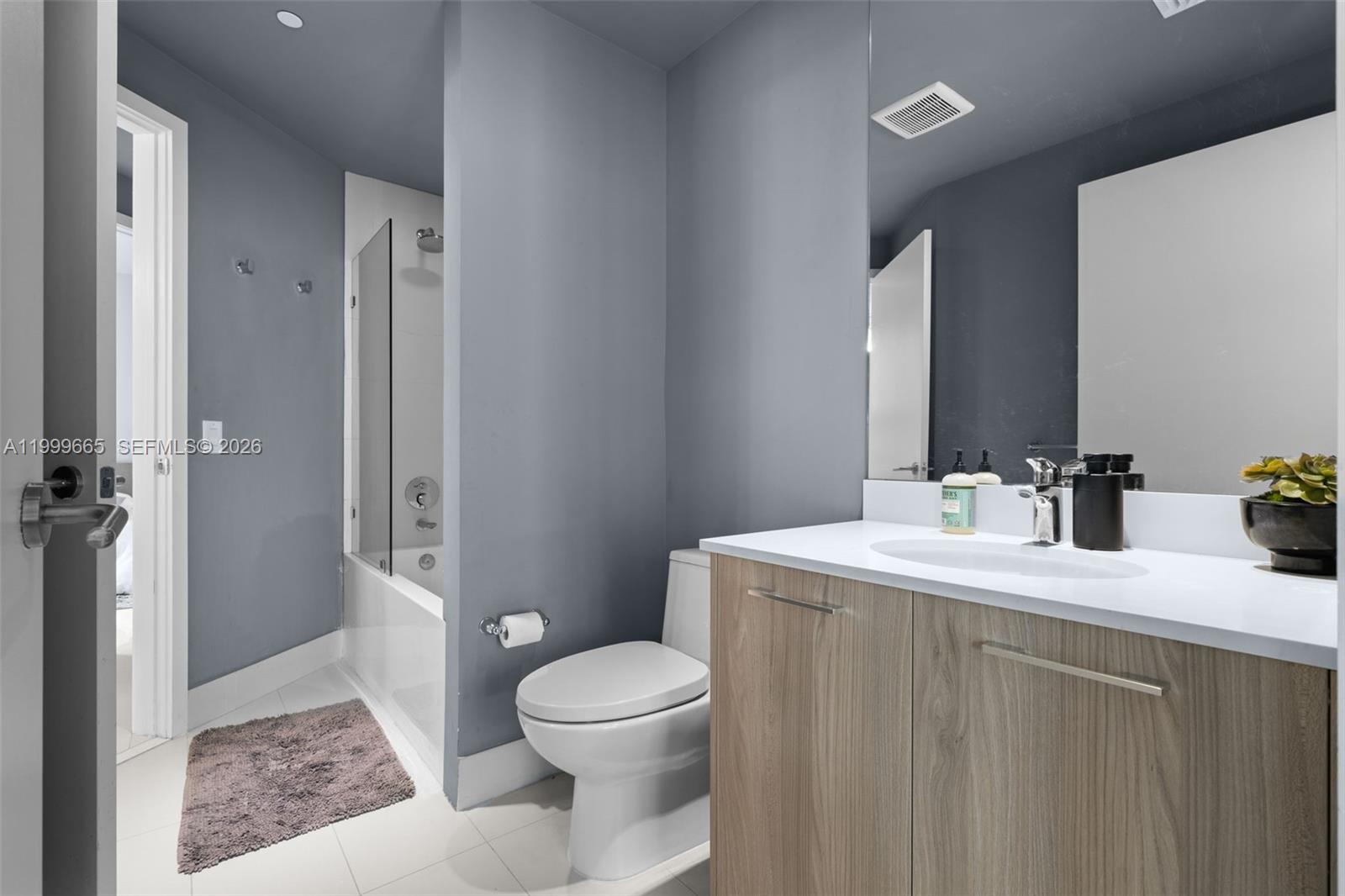 501 NE 31st St #2906, Miami FL 33137