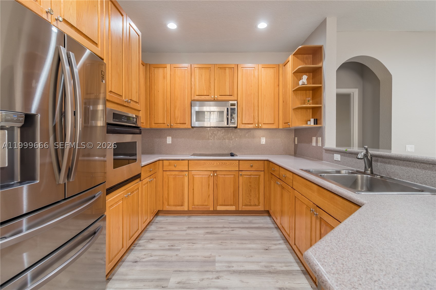 1611 Passion Vine Cir #12-2, Weston FL 33326