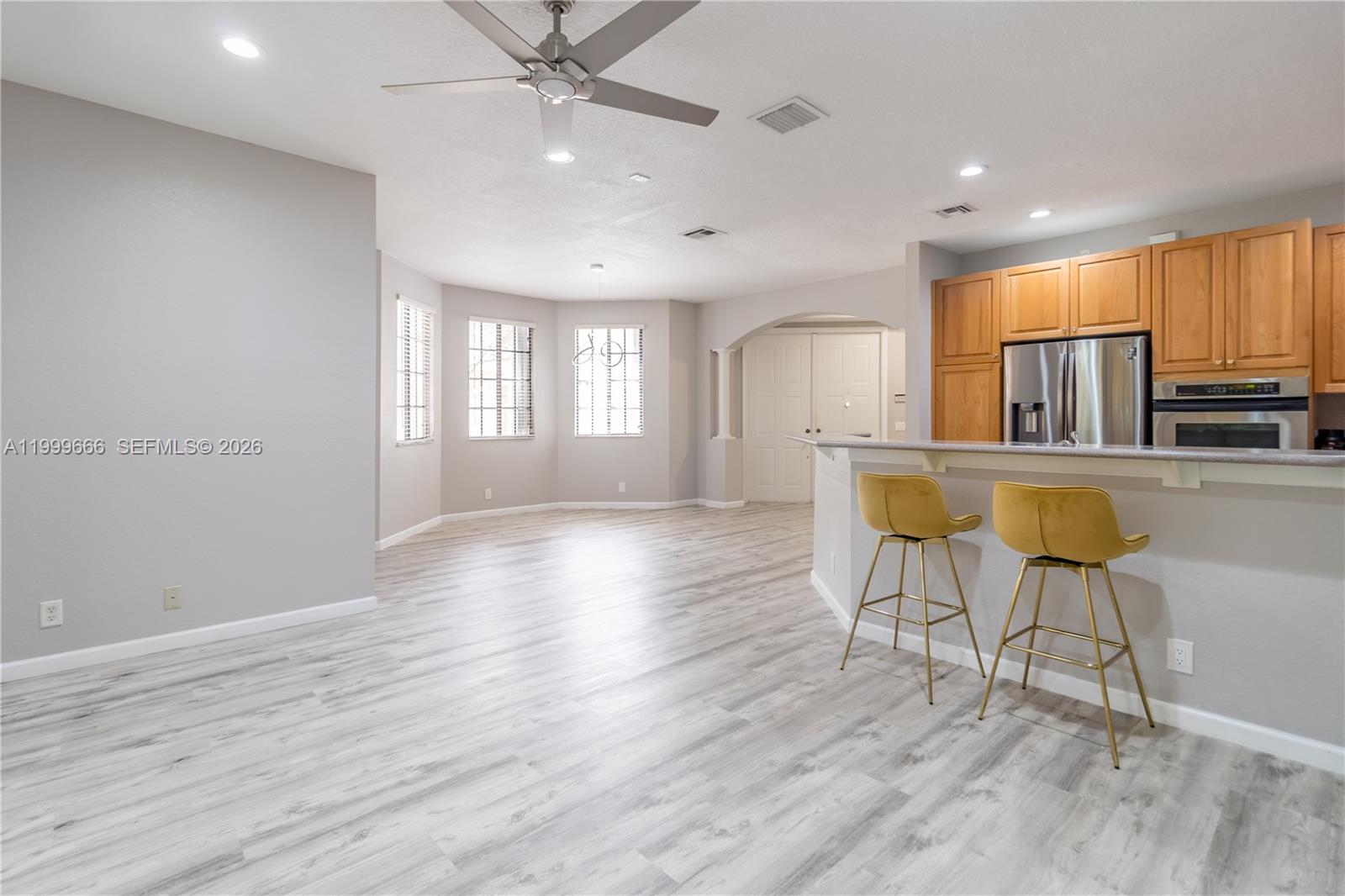 1611 Passion Vine Cir #12-2, Weston FL 33326