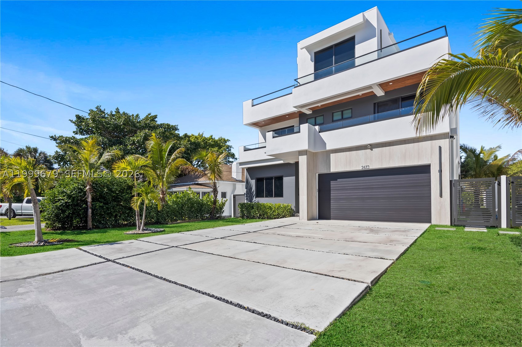 2613 Center Ave, Fort Lauderdale FL 33308